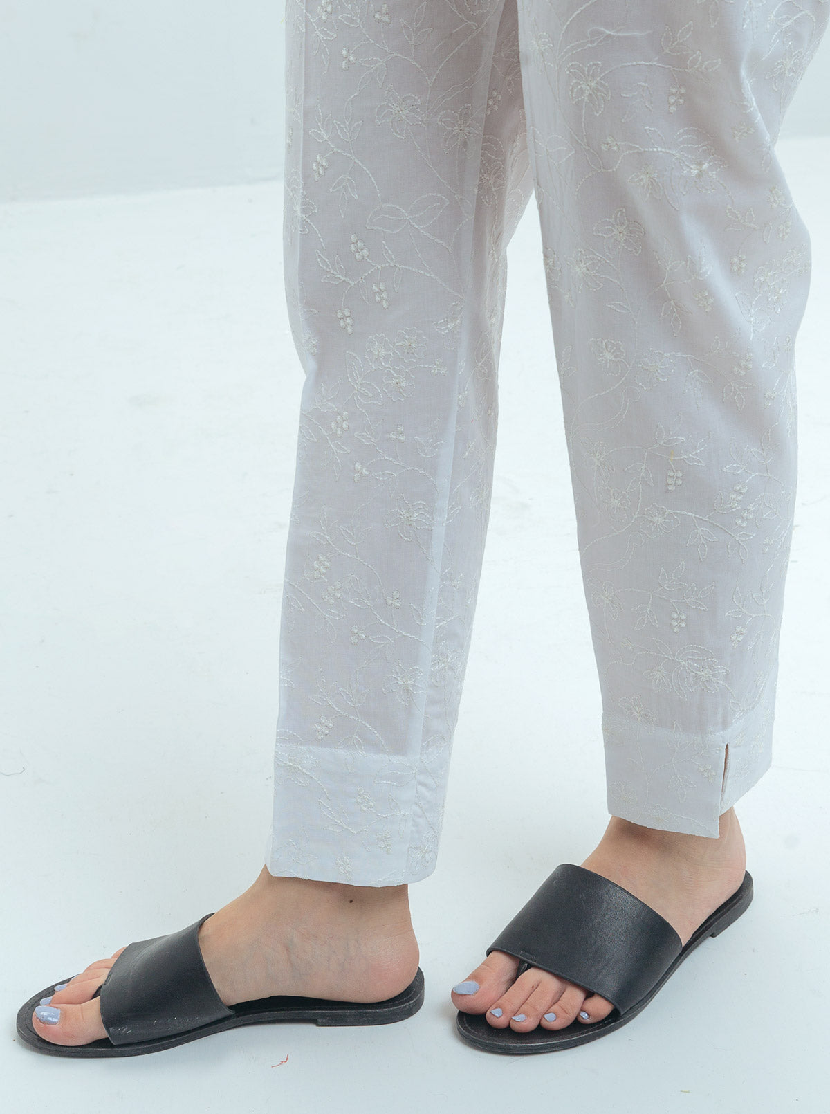 Embroidered Straight Pants