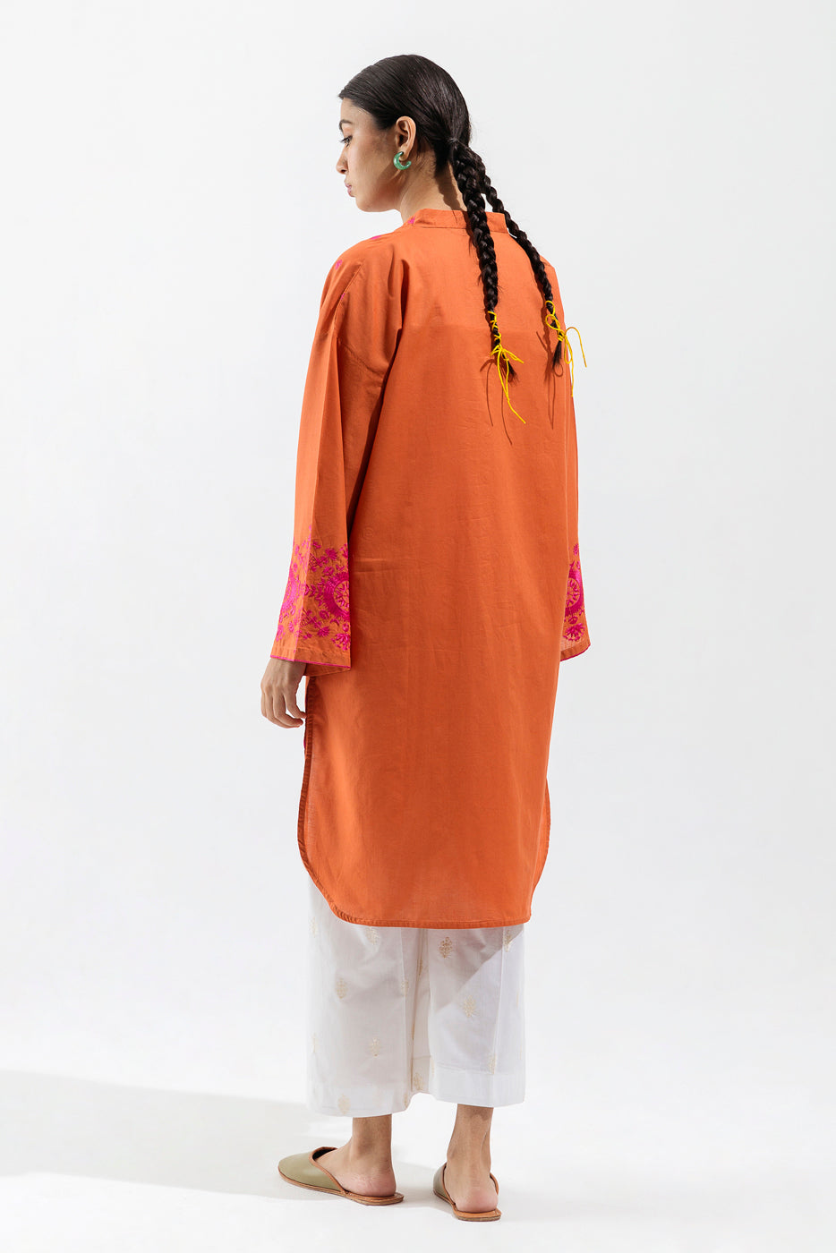 Embroidered Lawn Shirt (Pret)