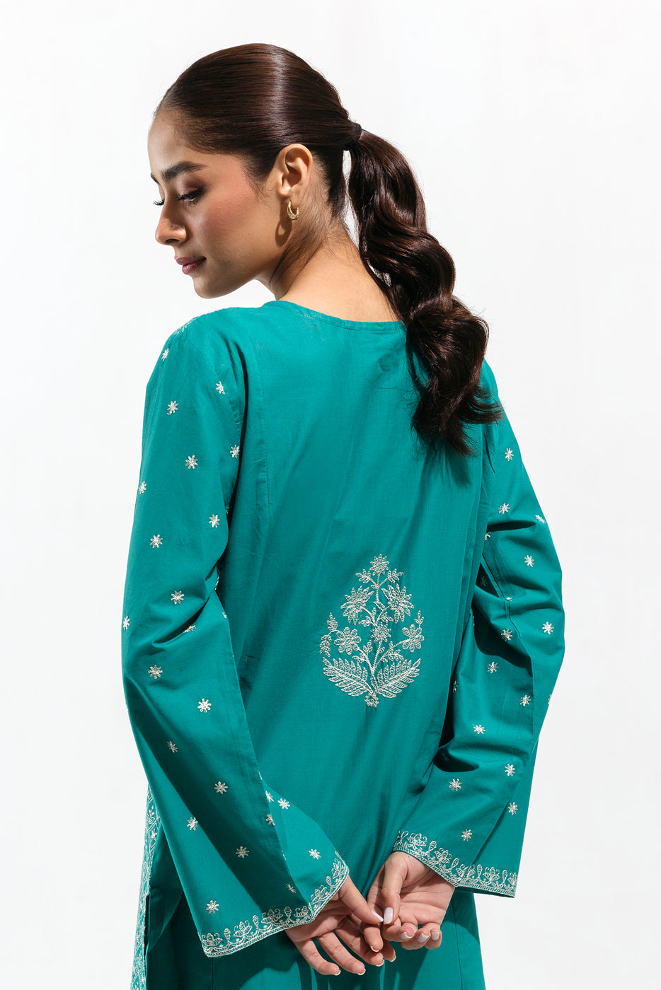 Embroidered Lawn Shirt (Pret)