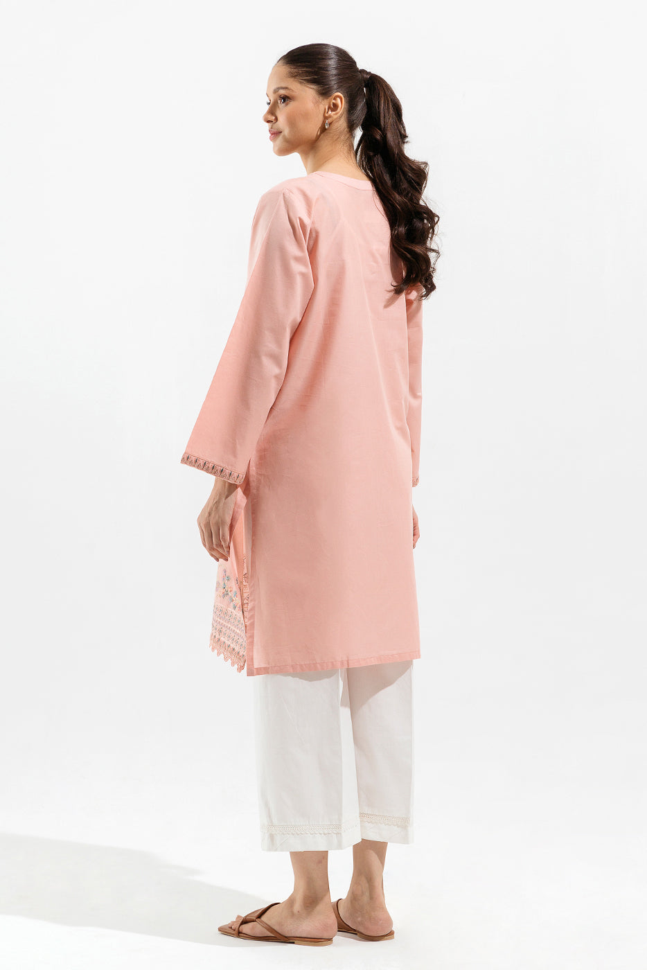 Embroidered Lawn Shirt (Pret)