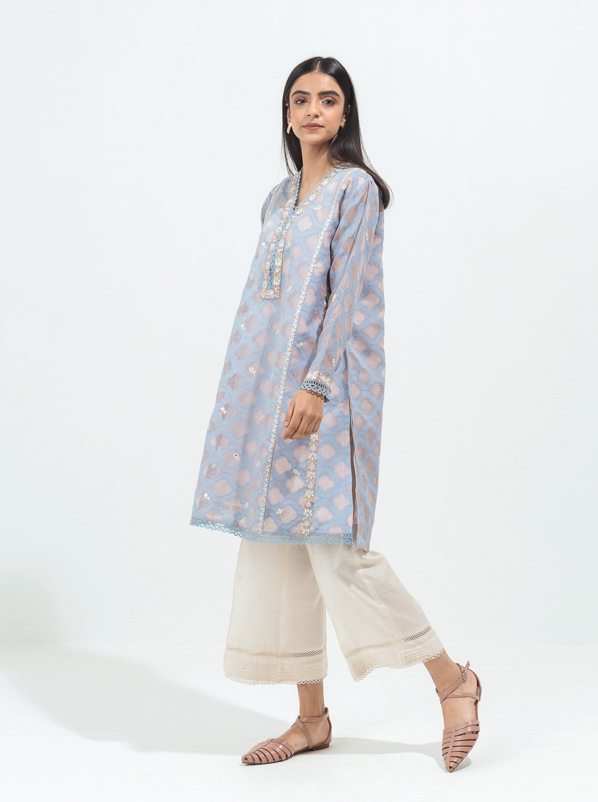 EMBROIDERED SHIRT