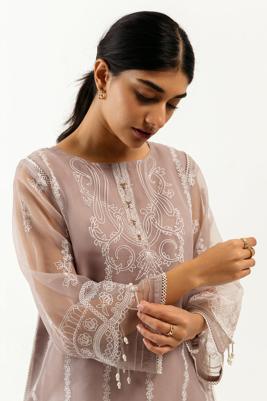 EMBROIDERED SHIRT