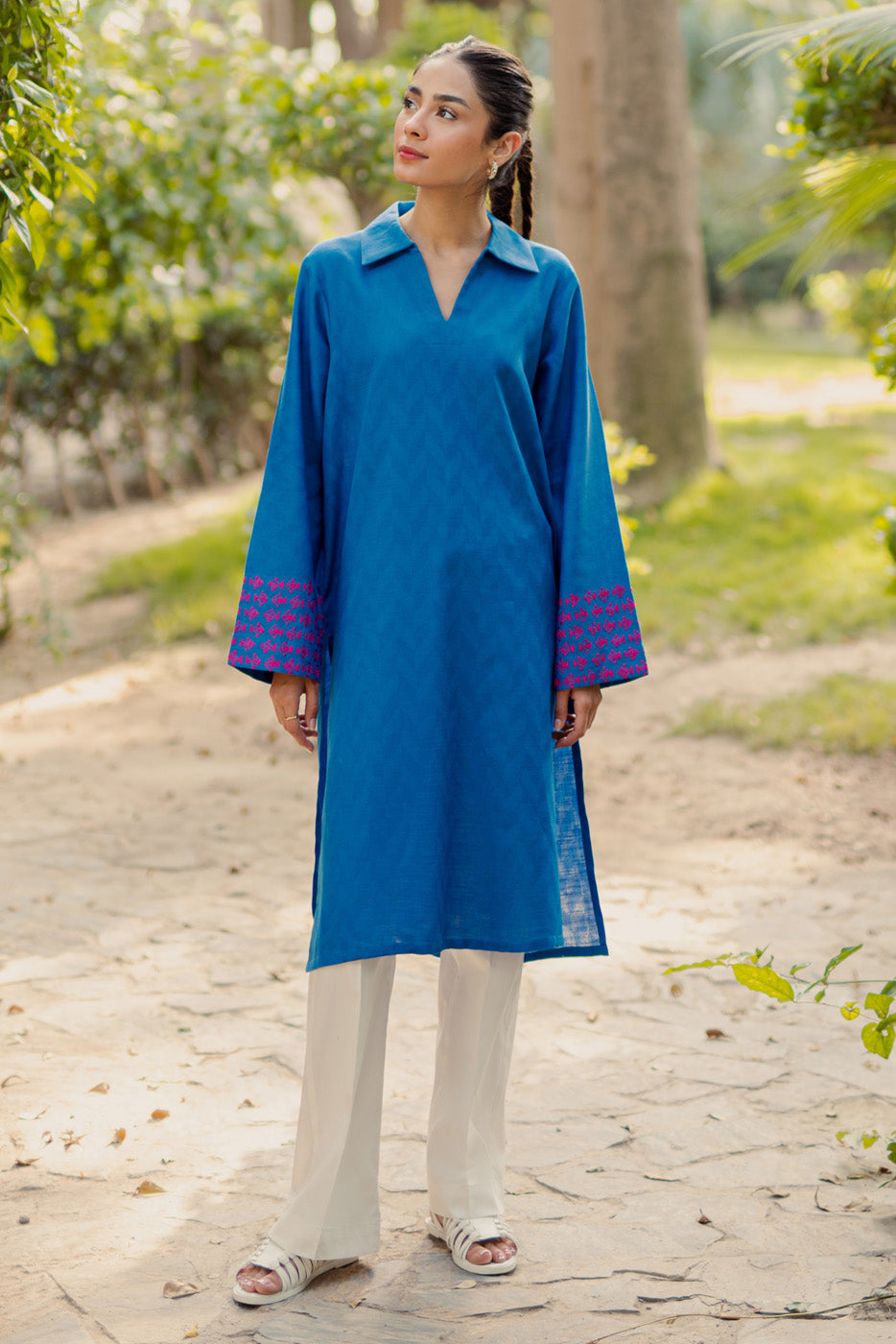 EMBROIDERED SHIRT