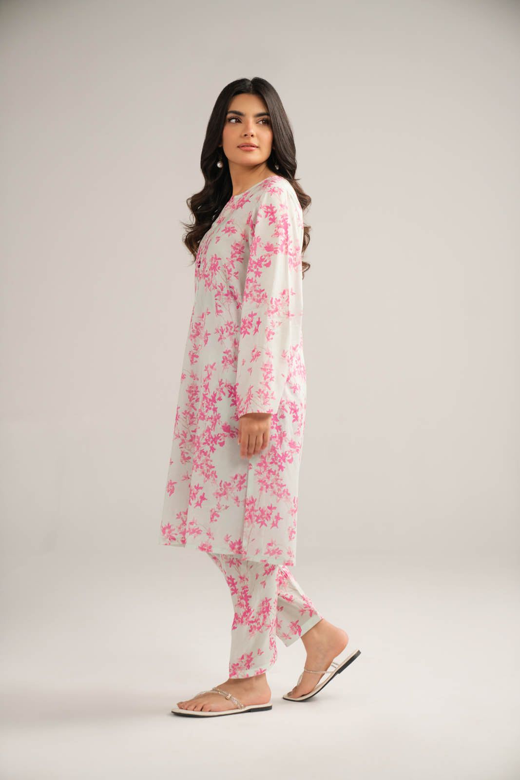 2 Piece Lawn Printed Unstitched Suit (UC0088)