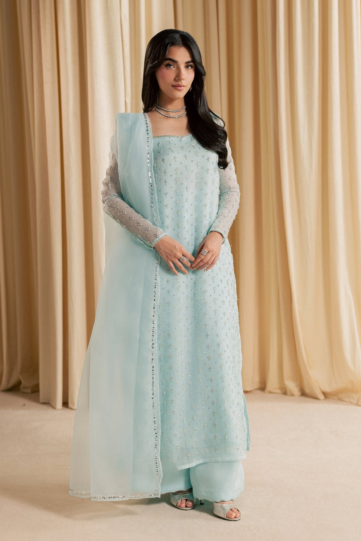 Brina 3Pc - Festive Luxe Pret