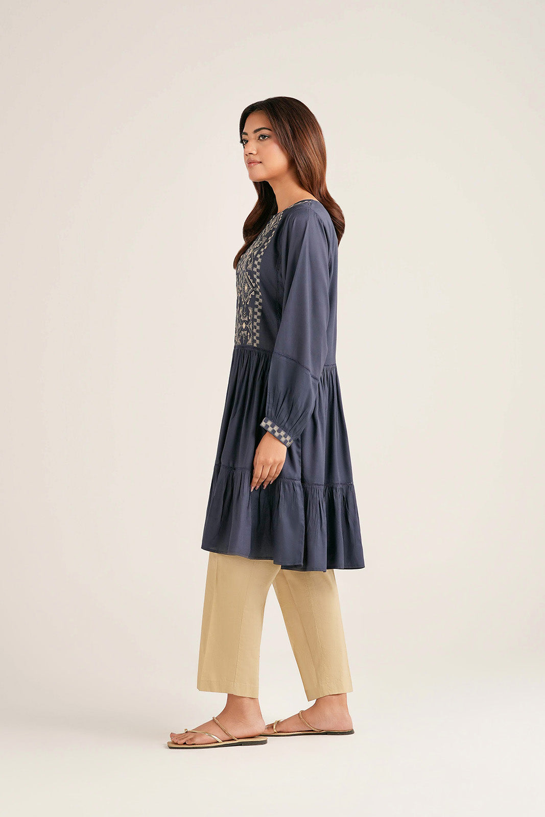 1 Piece Arbi Lawn Embroidered Top (CF0195)