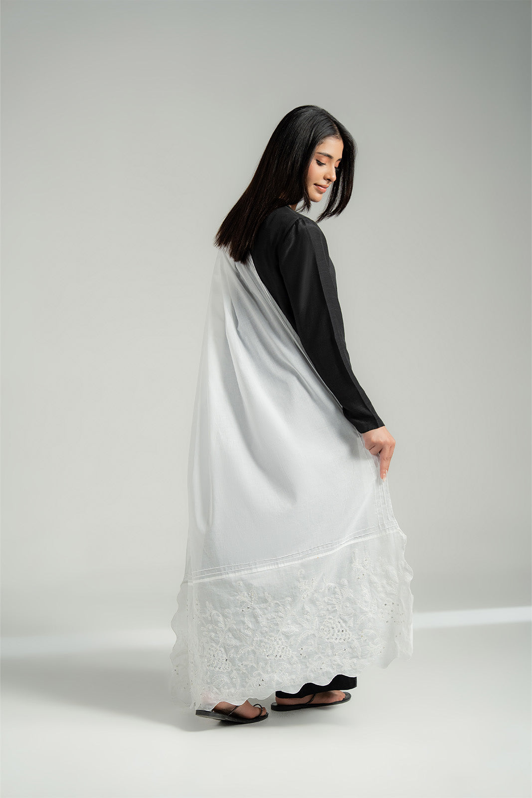1 Piece Lawn Embroidered Shawl (CH0068)