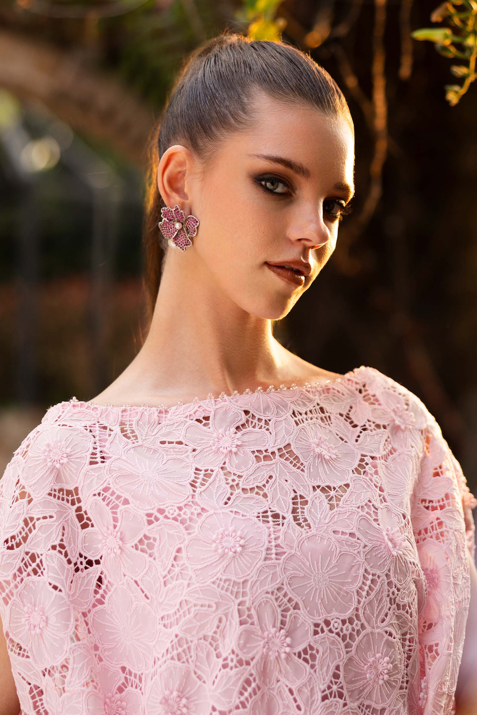 https://cdn.shopify.com/s/files/1/0620/8788/9062/files/CH2602PastelPinkCloseup_G.jpg?v=1771600834