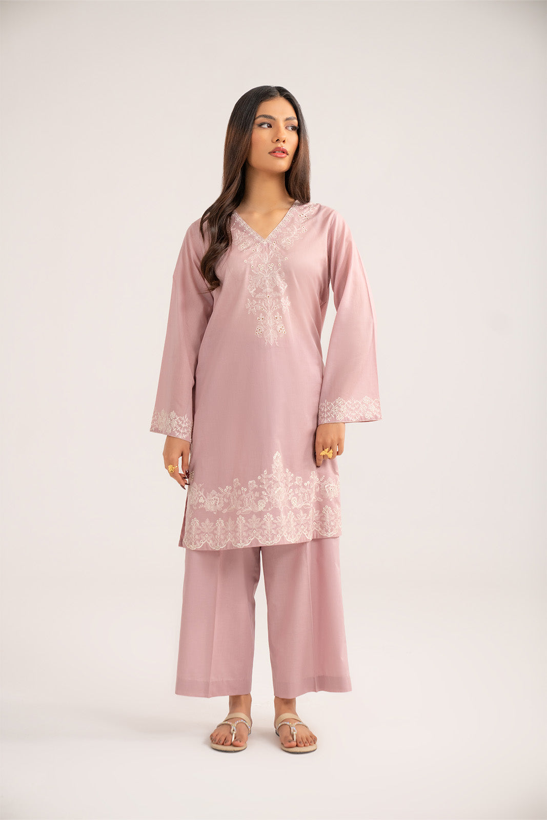 2 Piece Lawn Embroidered Suit (CP0373)