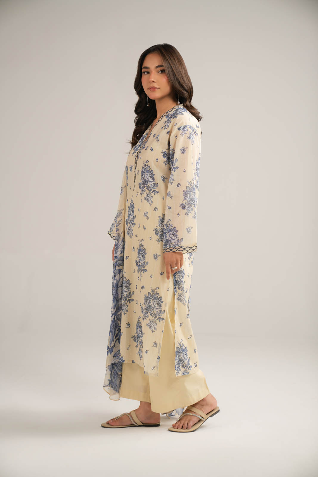 3 Piece Printed Lawn Printed Suit (CP0380)