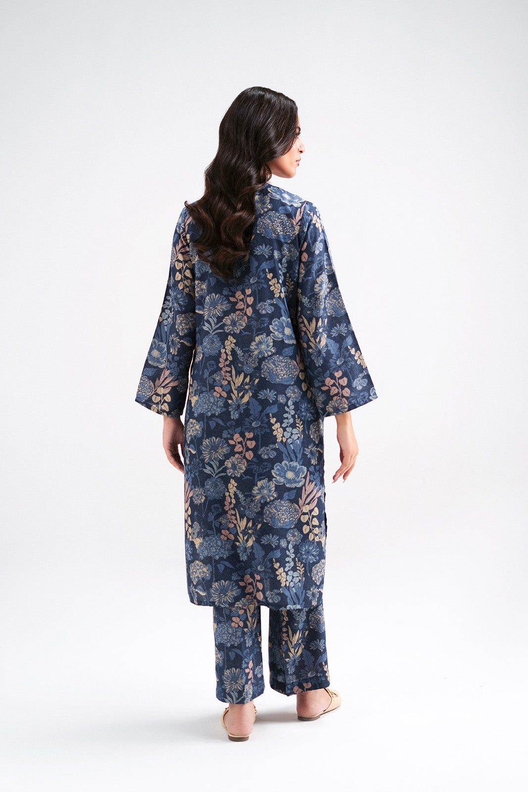 2 Piece Printed Lawn Karandi Printed Suit (CP0545)