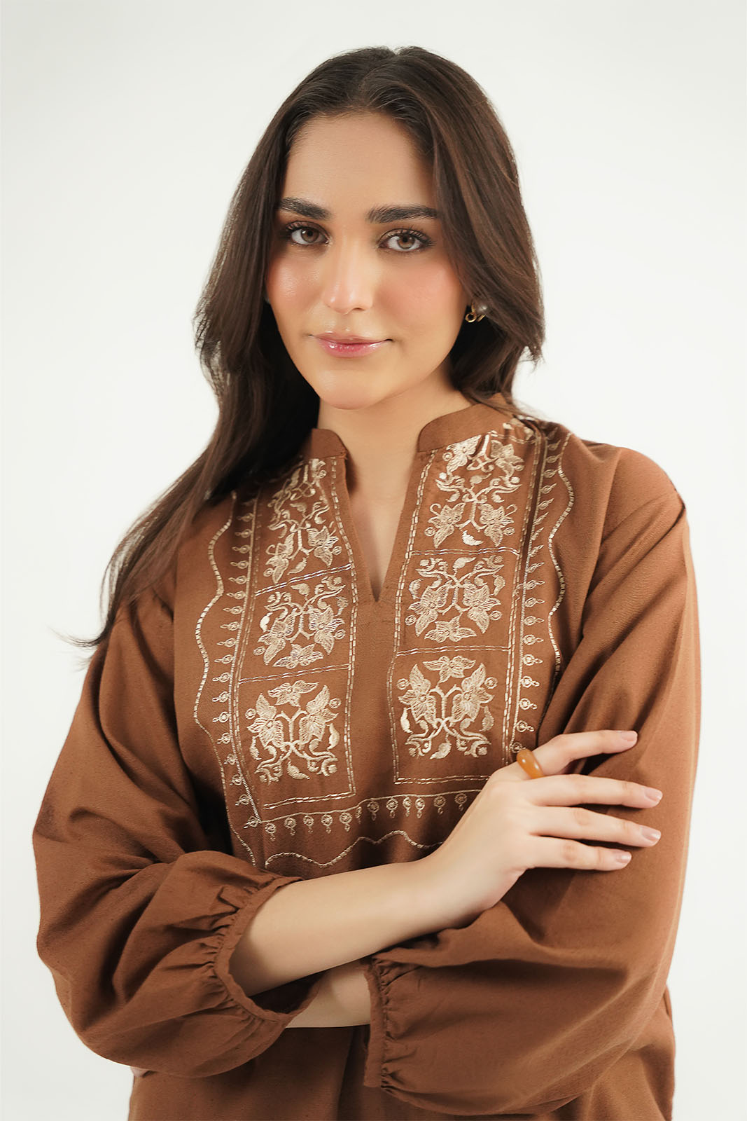 1 Piece Lawn Karandi Embroidered Suit (CP0618)