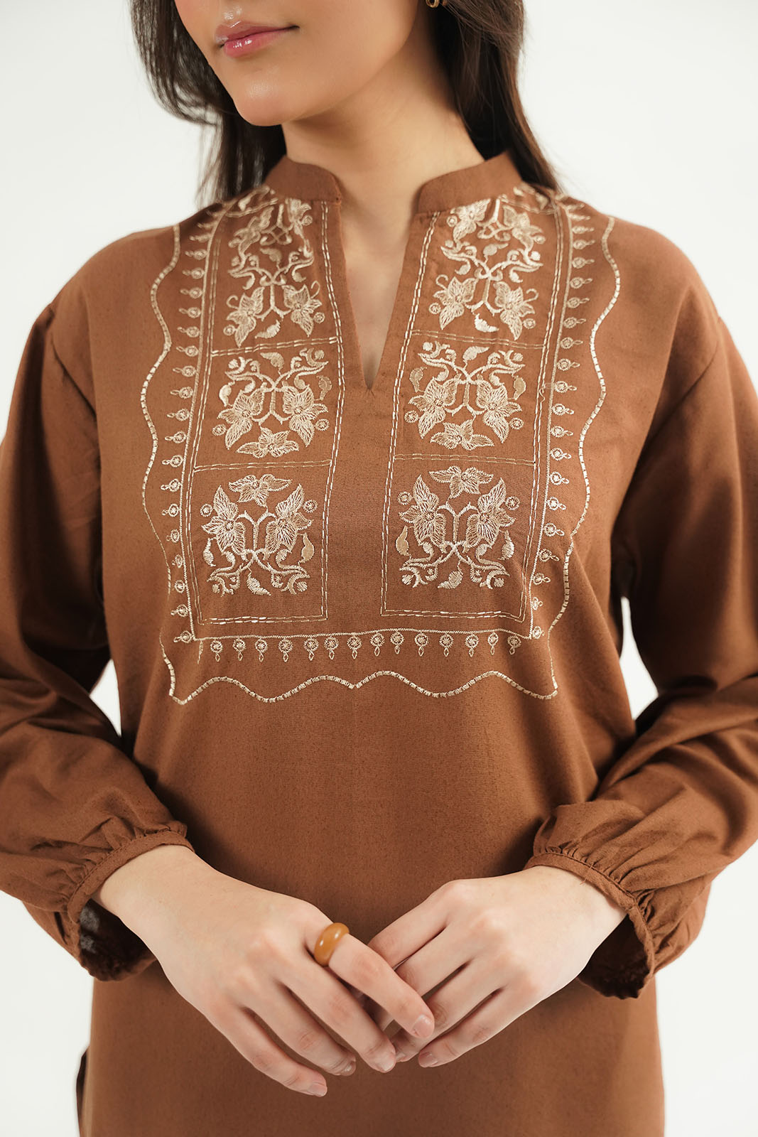 1 Piece Lawn Karandi Embroidered Suit (CP0618)