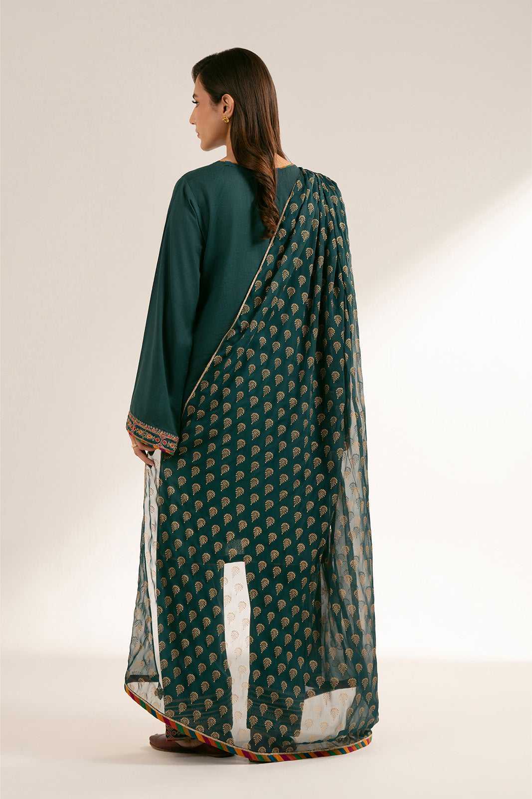 3 Piece Lawn Karandi Embroidered Suit (CS0419)