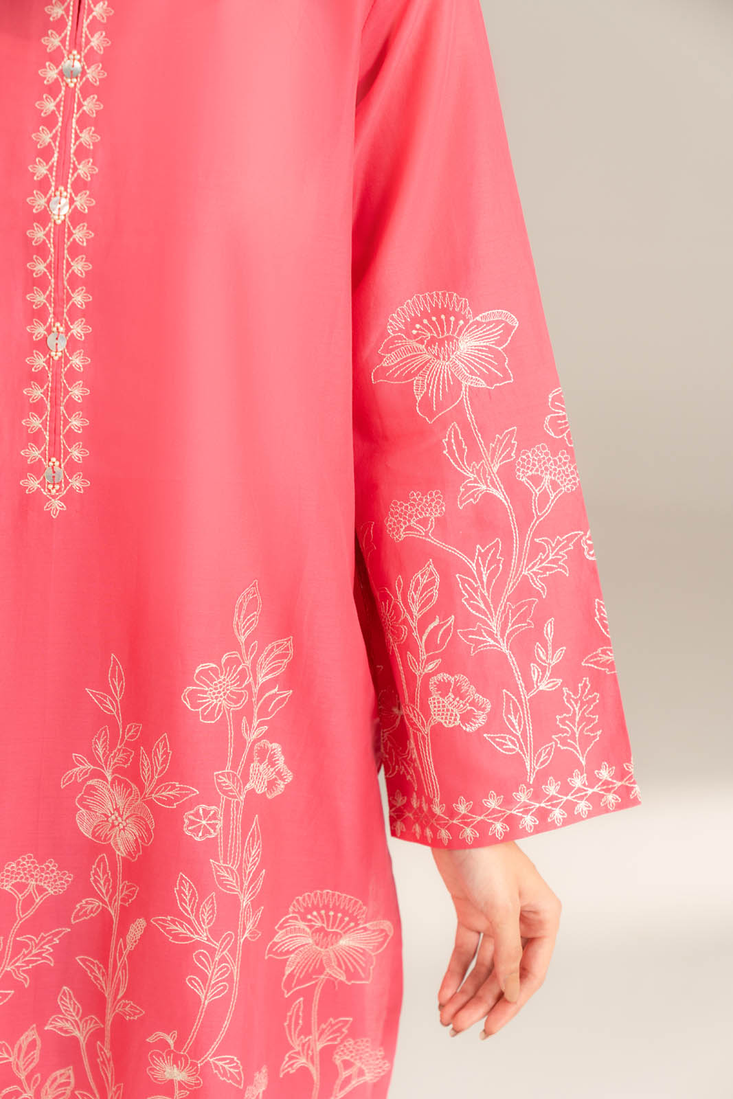 2 Piece Lawn Embroidered Suit (CS0498)