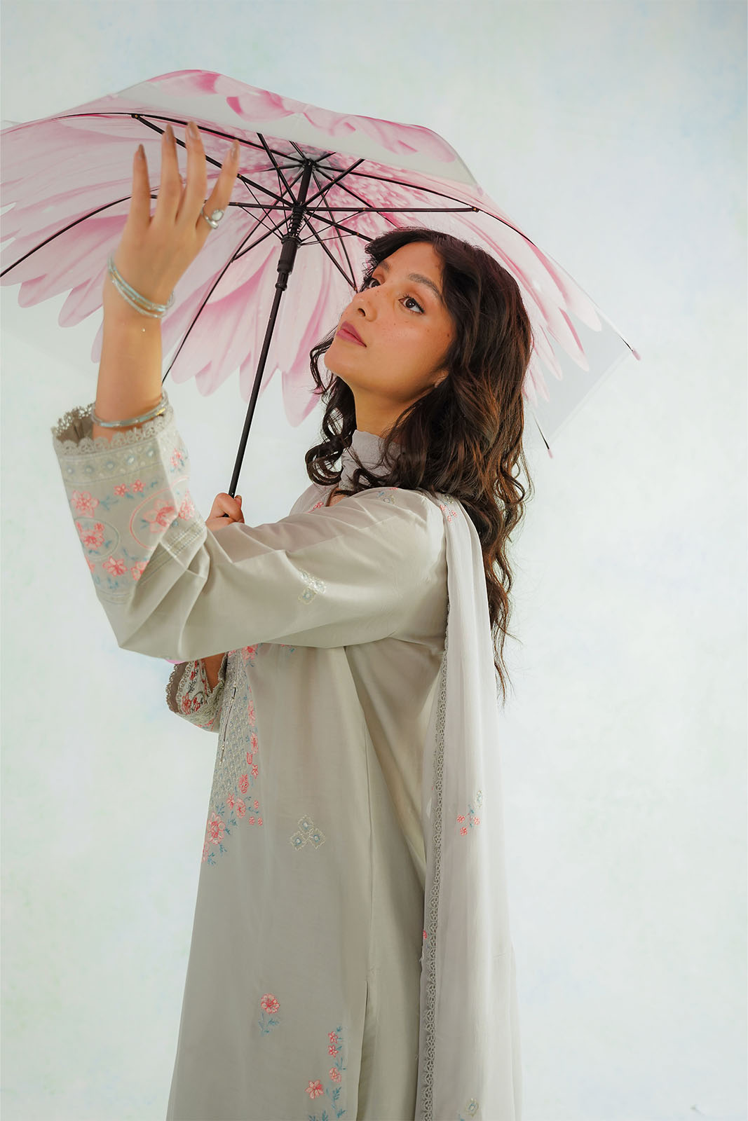 3 Piece Lawn Embroidered Suit (CS0574)