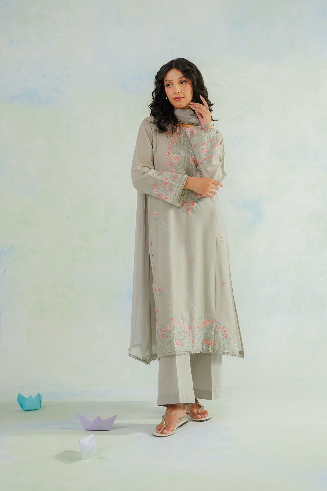 3 Piece Lawn Embroidered Suit (CS0574)
