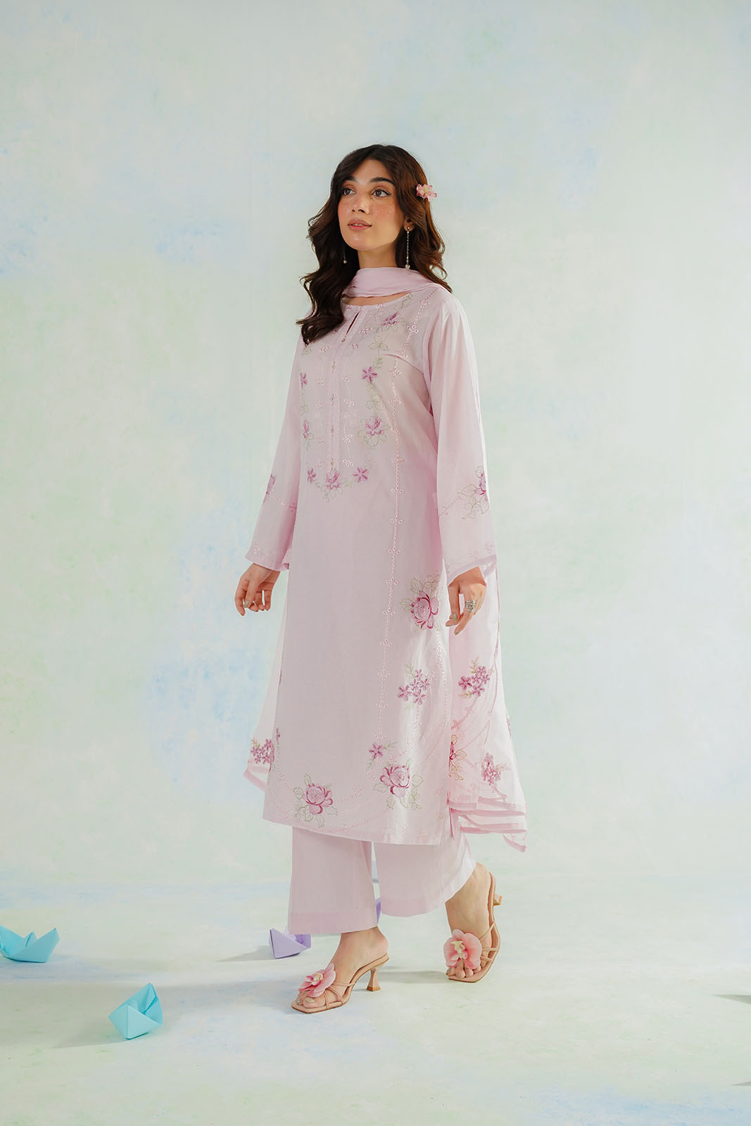 3 Piece Lawn Embroidered Suit (CS0580)