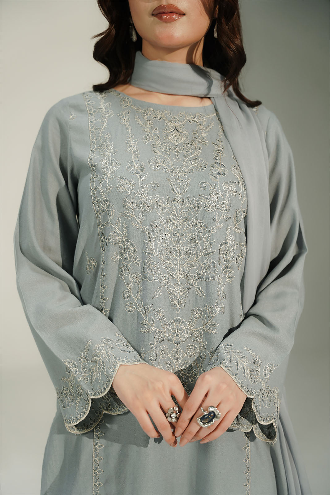 3 Piece Lawn Karandi Embroidered Suit (CS0715)