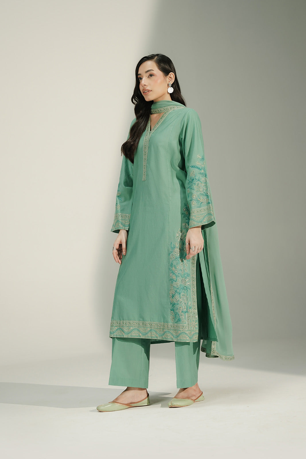 3 Piece Slub Khaddar Embroidered Suit (CS0727)