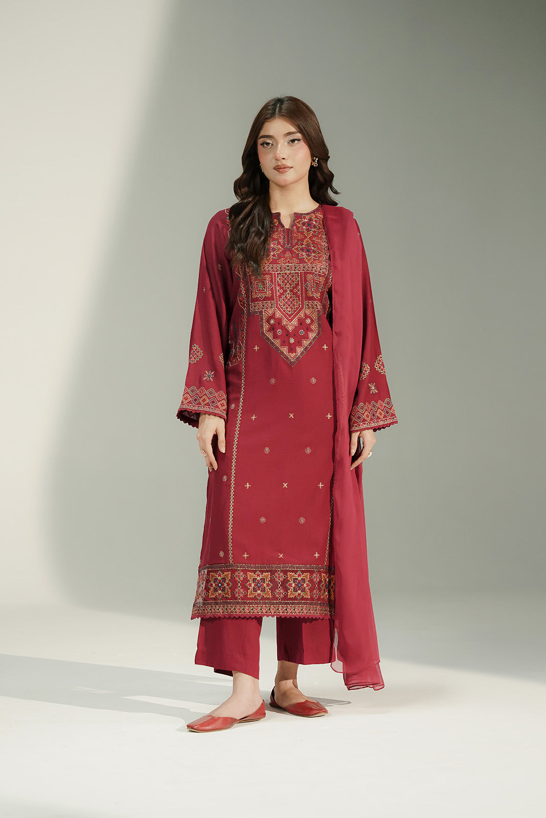 3 Piece Lawn Karandi Embroidered Suit (CS0728)