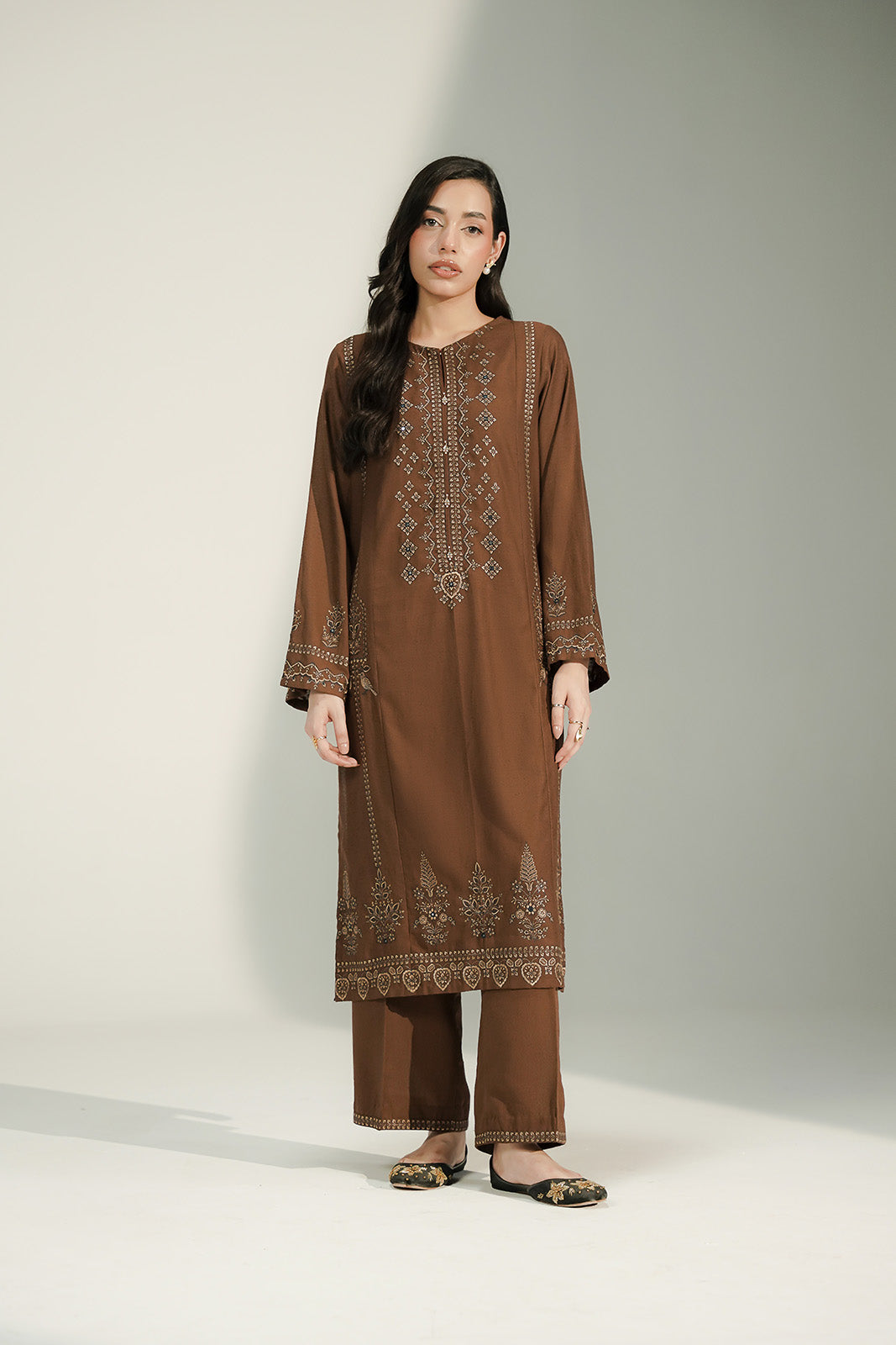 2 Piece Lawn Karandi Embroidered Suit (CS0751)