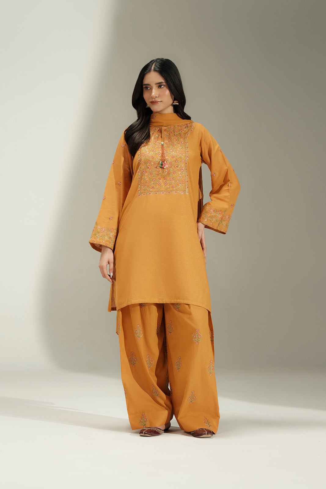 3 Piece Lawn Karandi Embroidered Suit (CS0757)