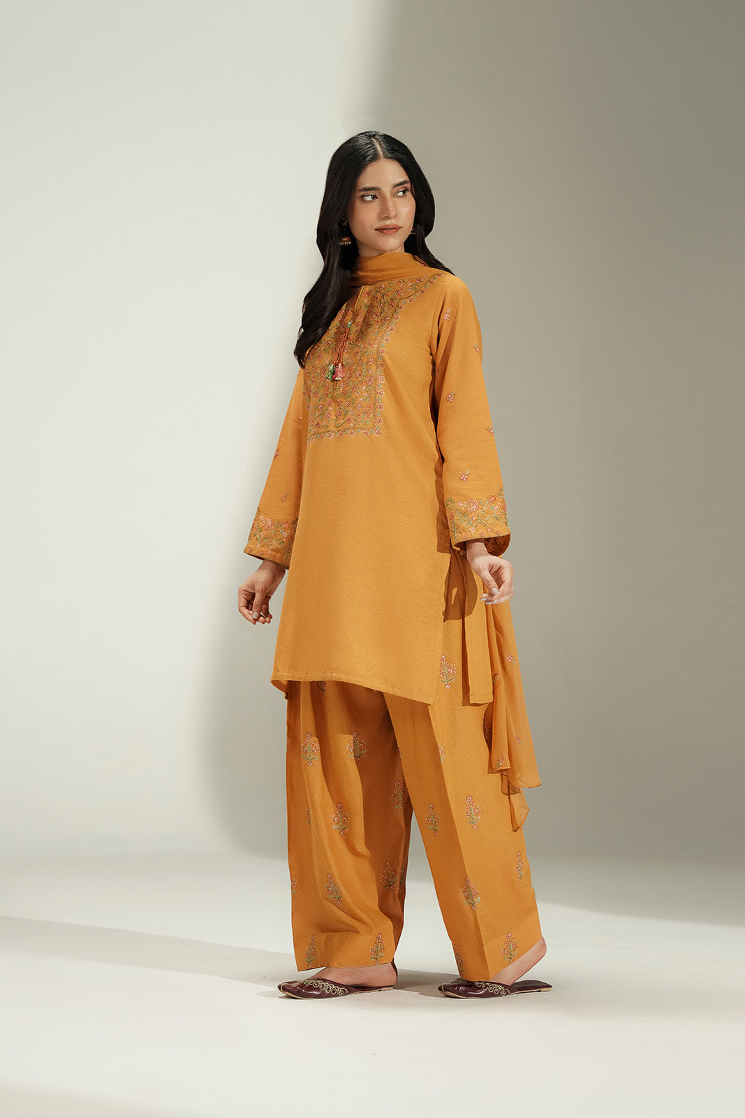 3 Piece Lawn Karandi Embroidered Suit (CS0757)