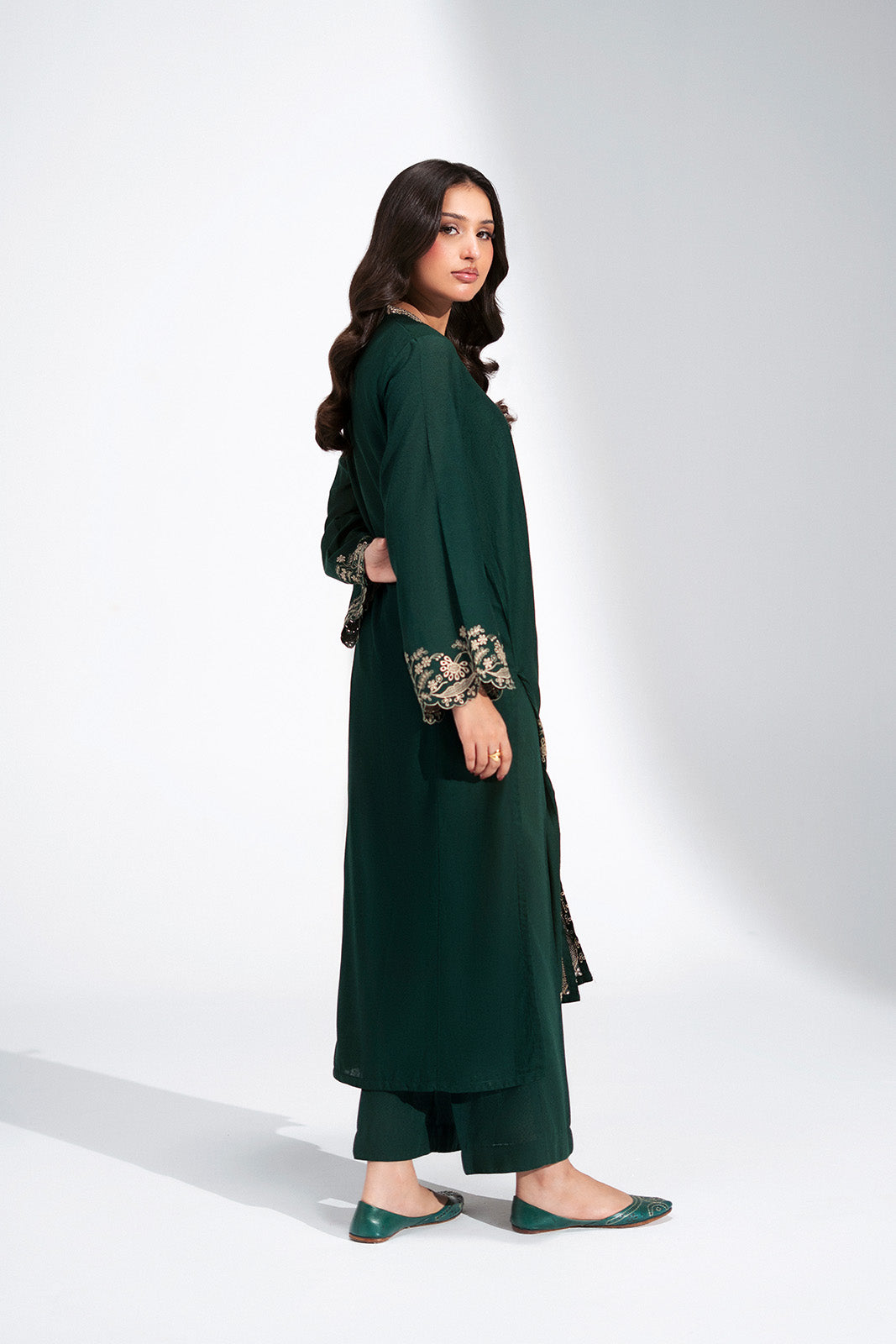 2 Piece Lawn Karandi Embroidered Suit (CS0776)
