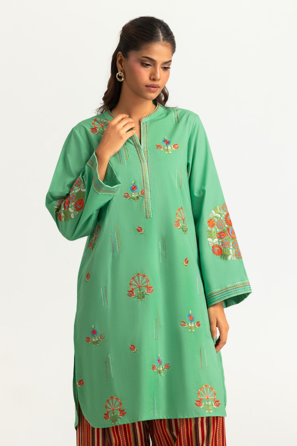 Cambric Embroidered Shirt And Print Shalwar