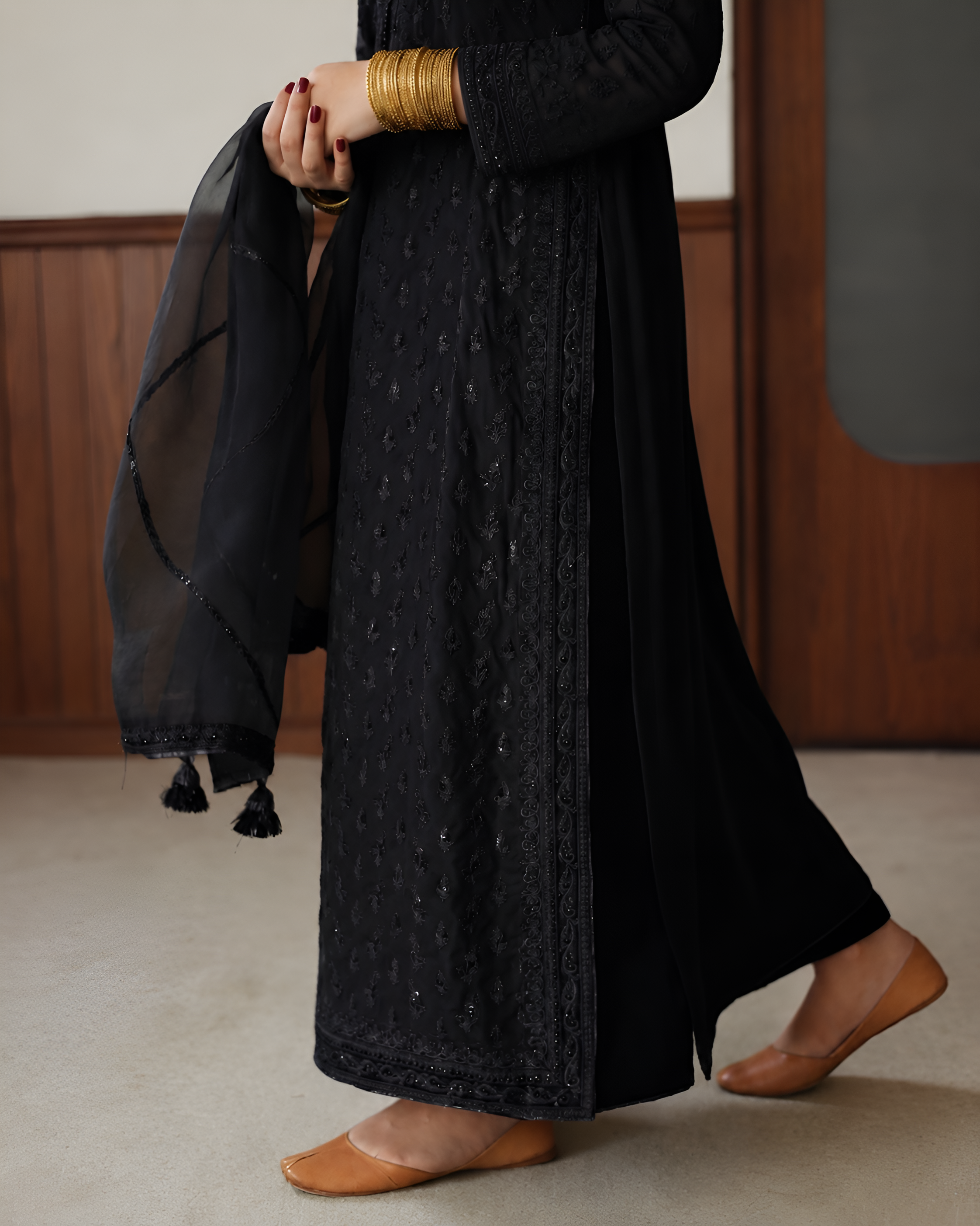 Black Bahaar 3 Piece Black Lawn Suit - Summer Collection