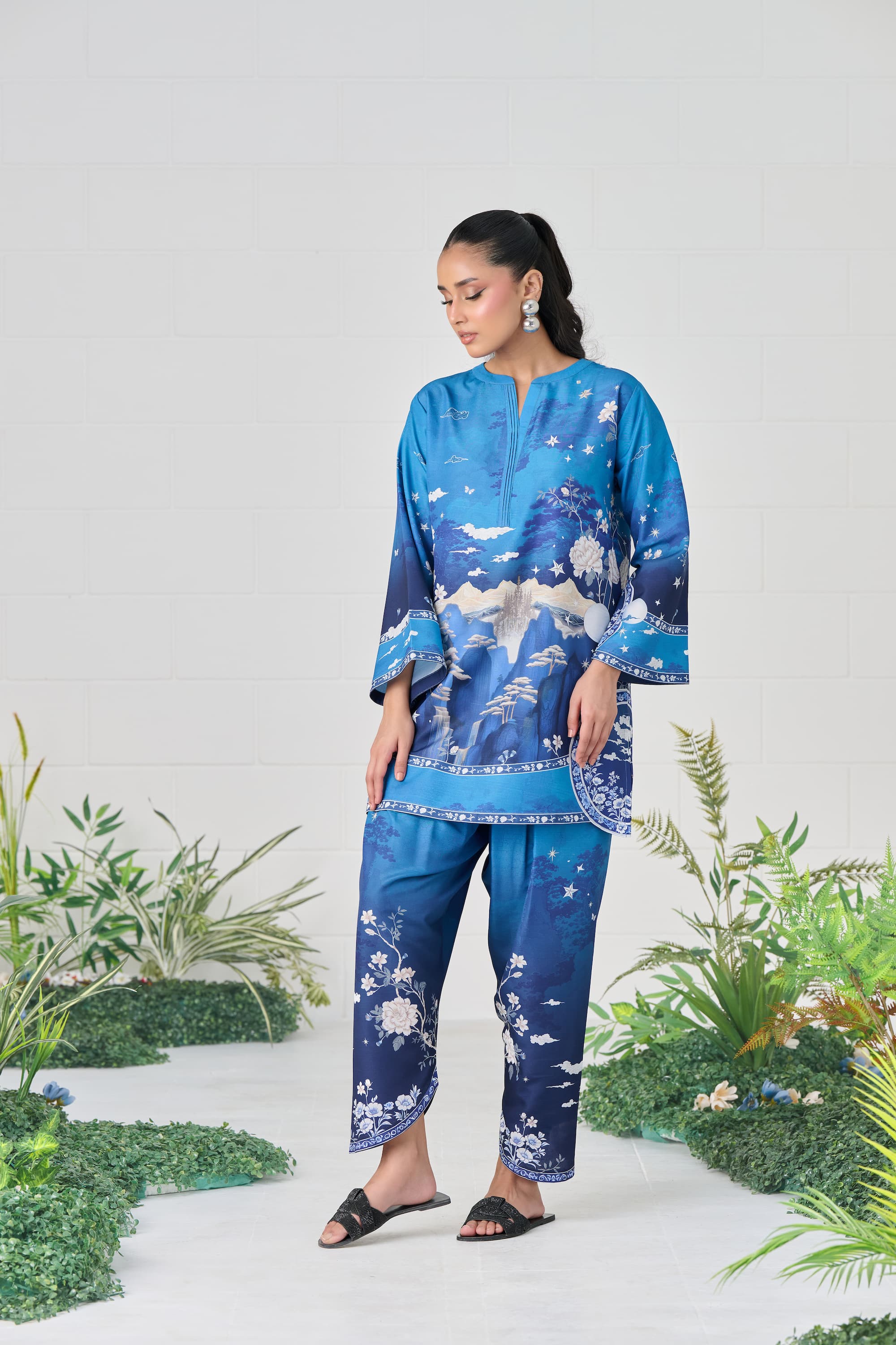 Monday Blues 2-Piece