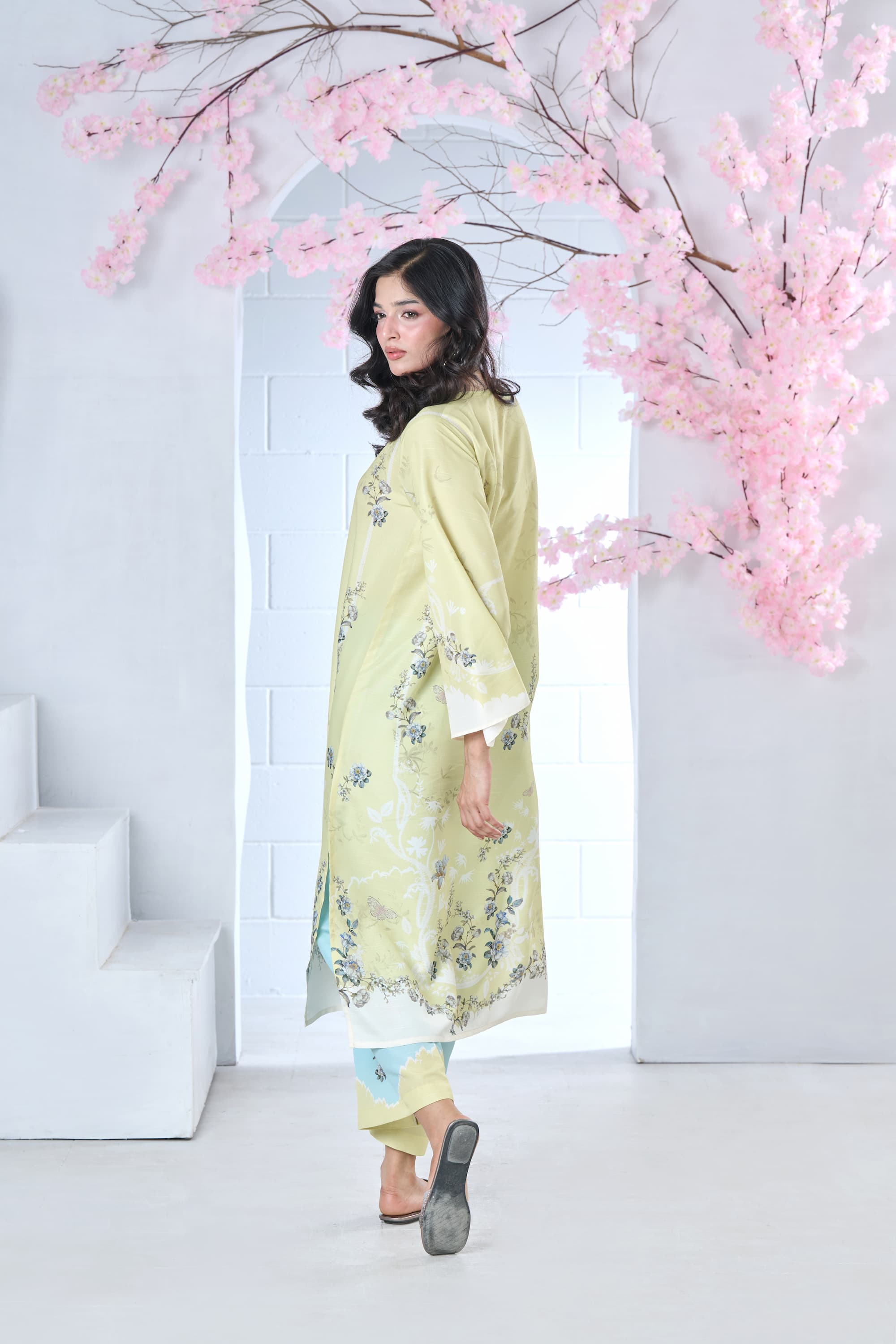 Butter Bloom 2-Piece