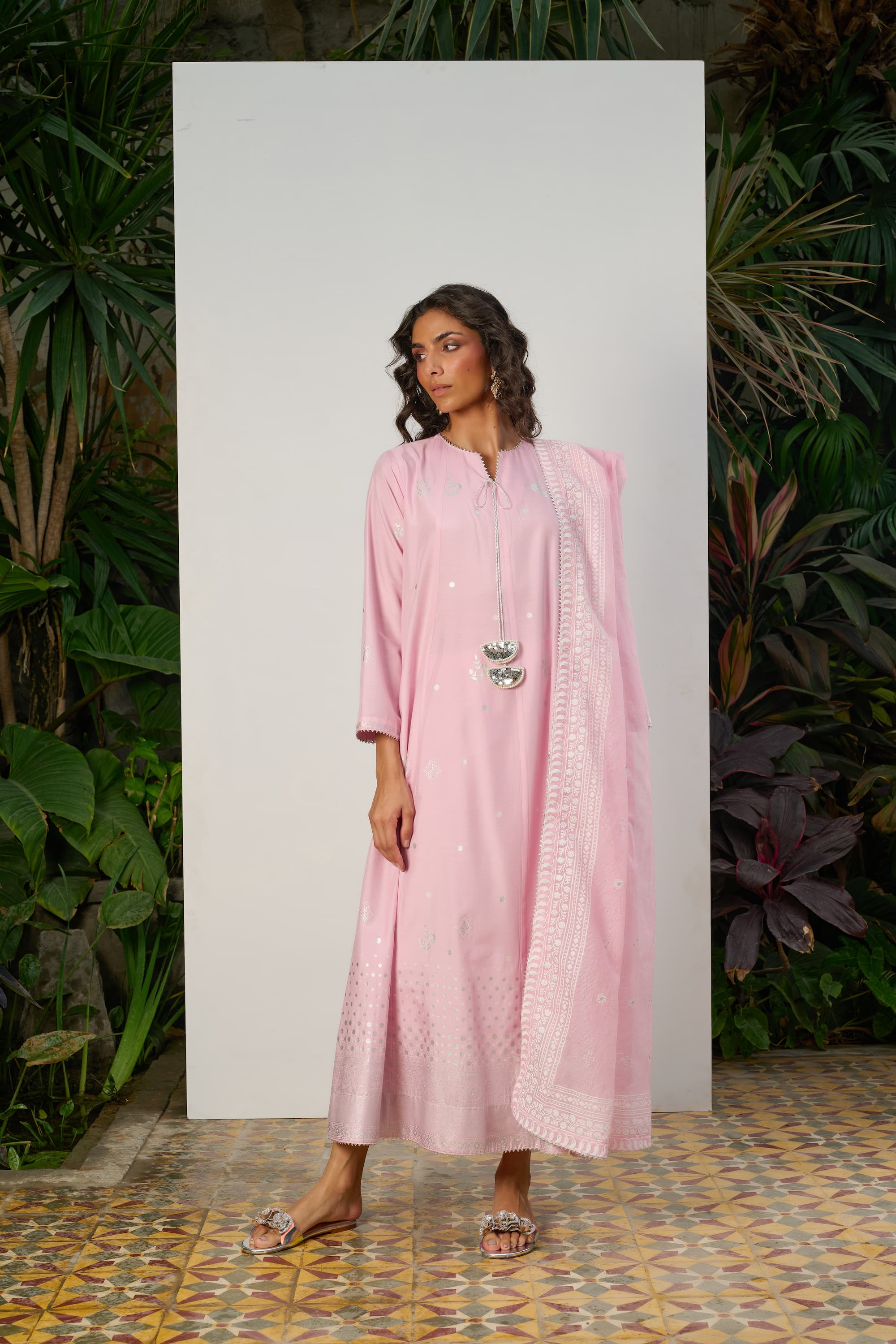 Gullal 2-Piece