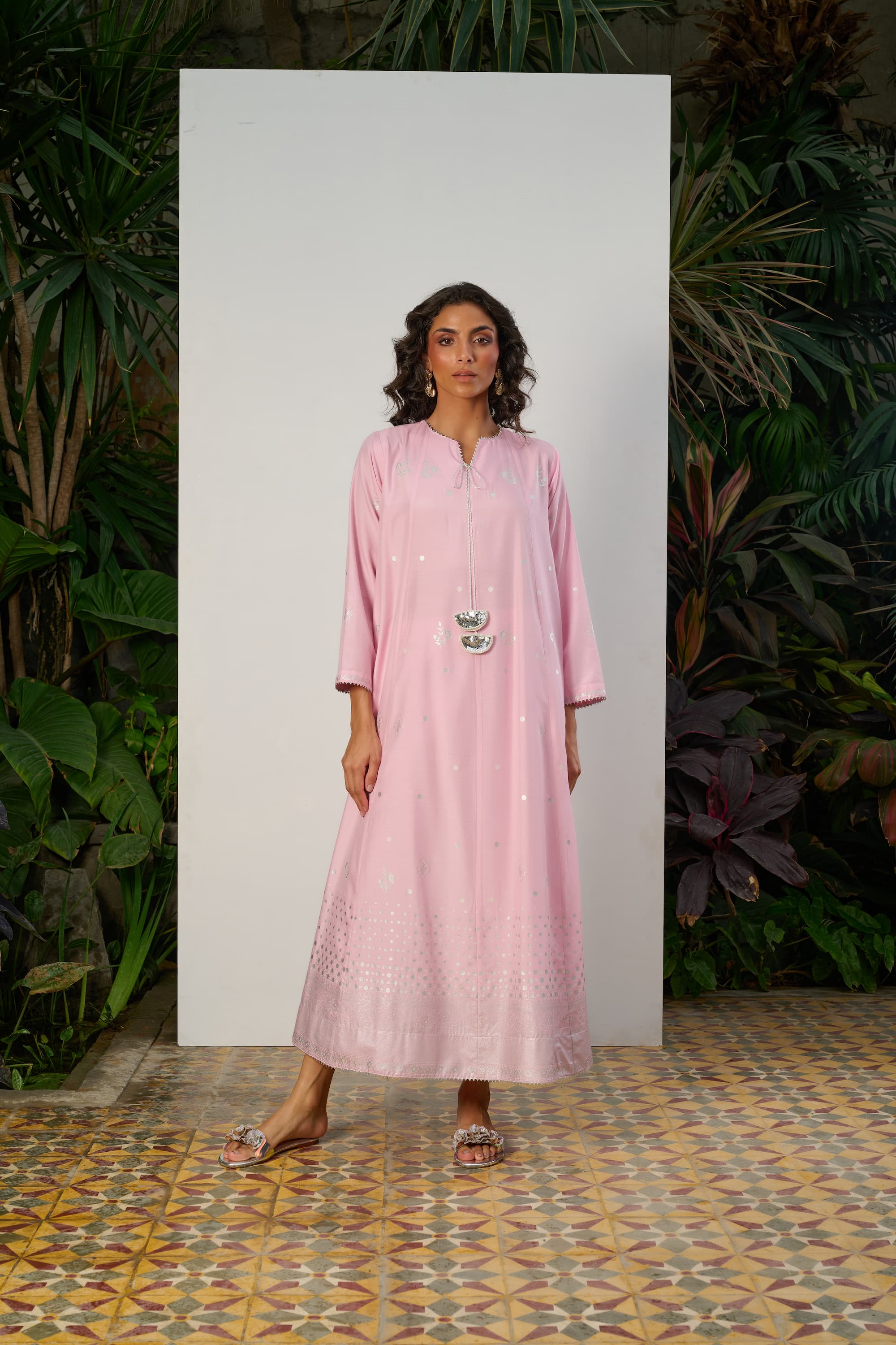 Gullal 2-Piece
