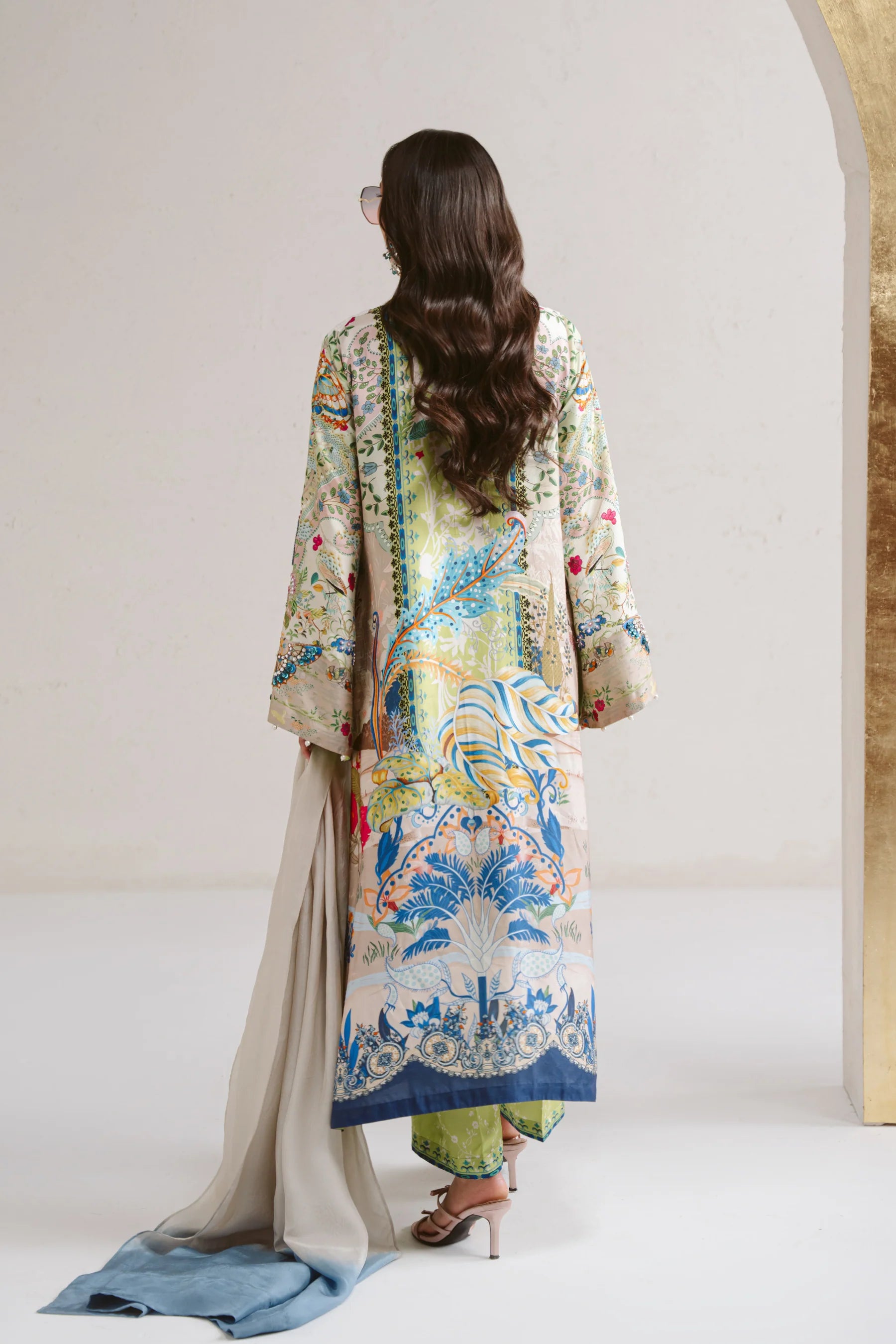 Opaline Garden (D-02)