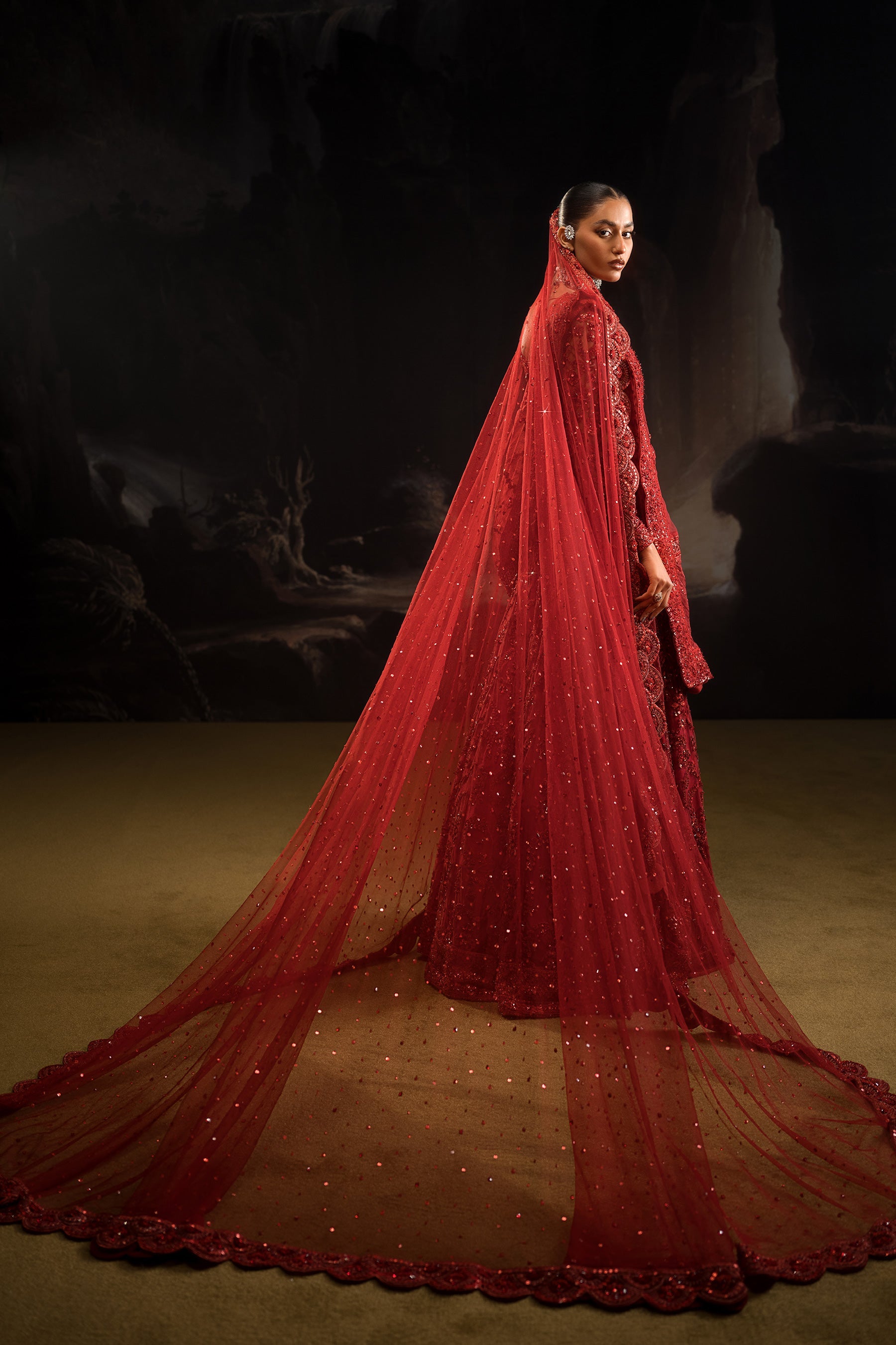 Red Majesty Bridal (D-01)