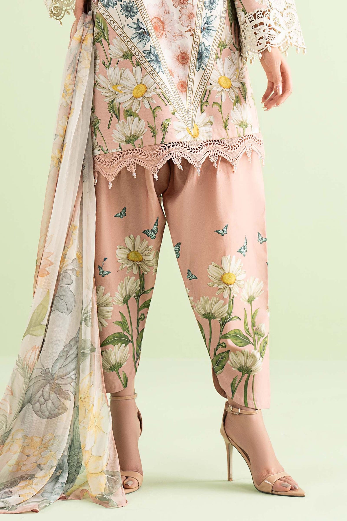 3 Piece Embroidered Lawn Suit
