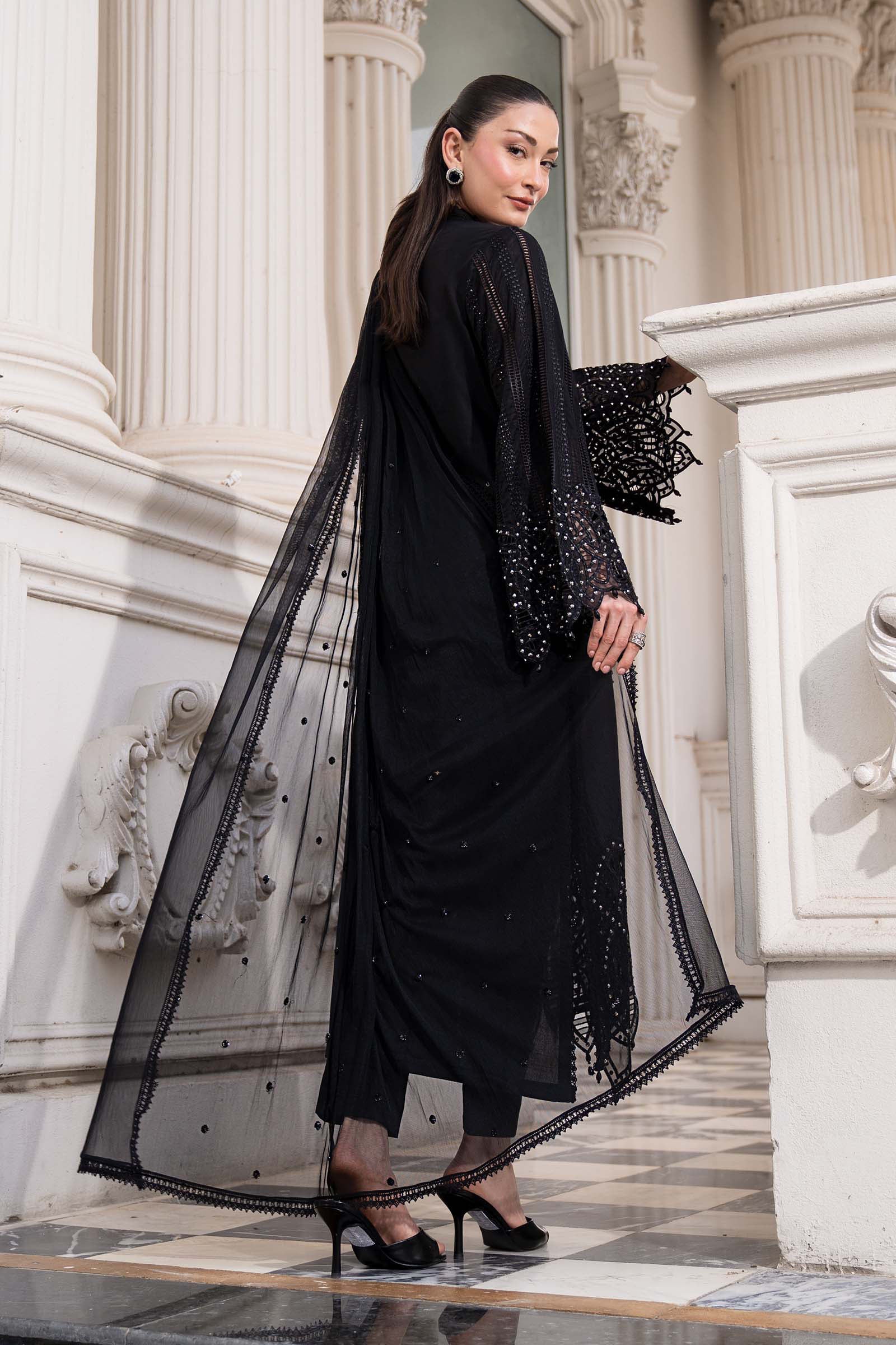 3 Piece Embroidered Lawn Suit