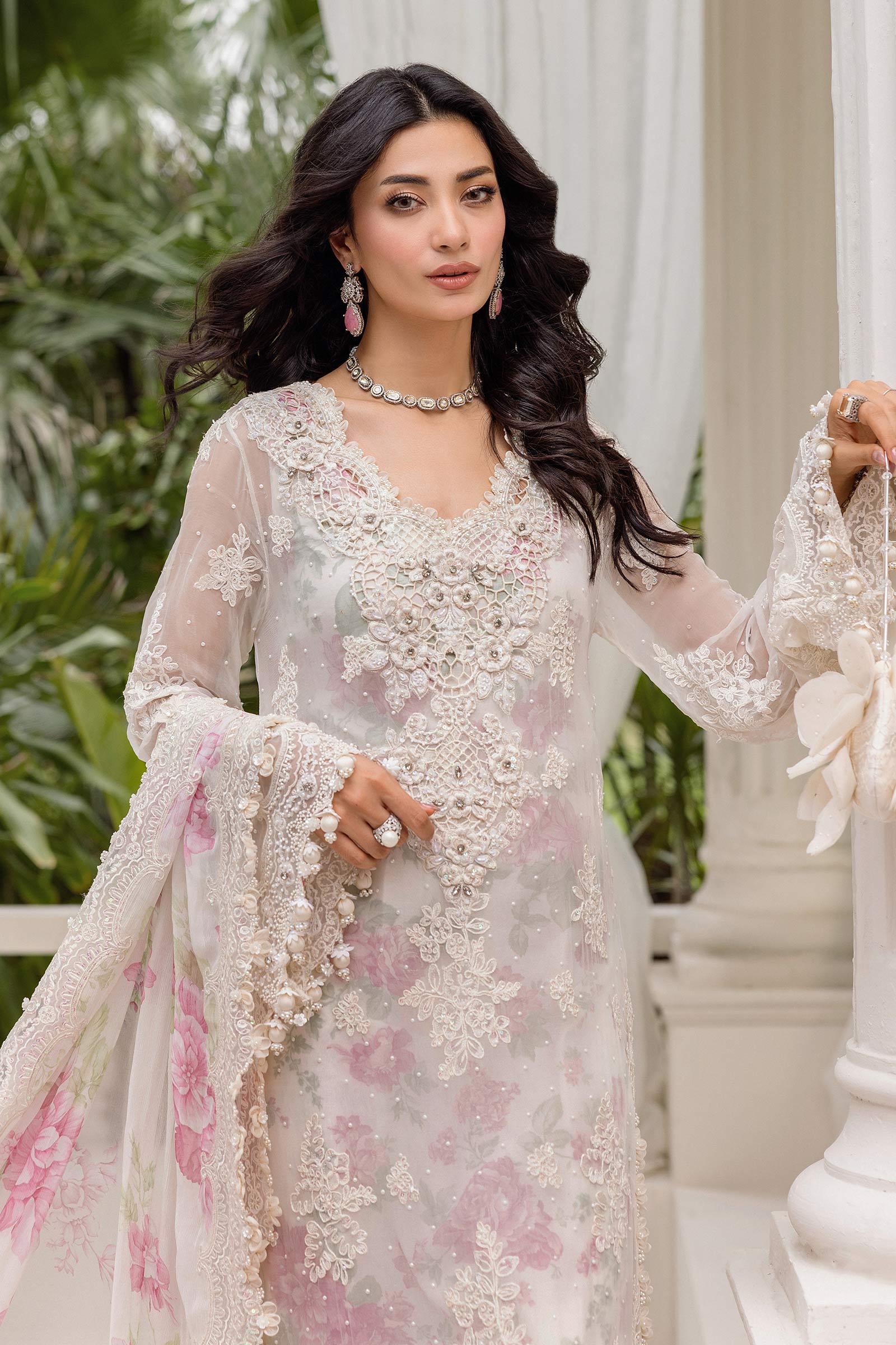 Maria.B – MPC-25-101 Off White Rose Style