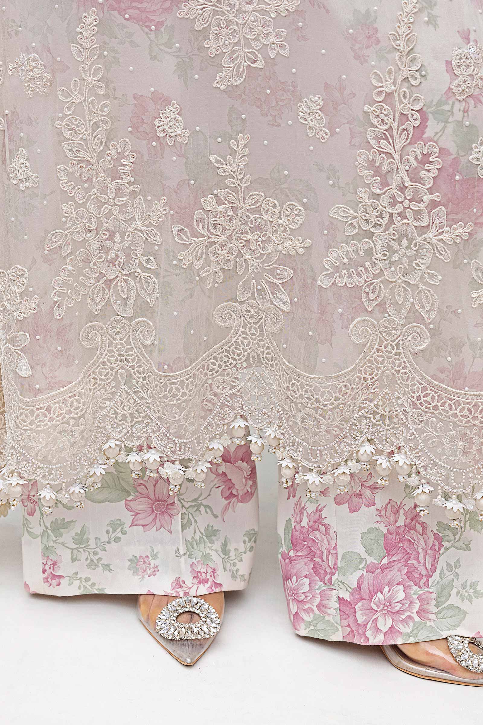 Maria.B – MPC-25-101 Off White Rose Style