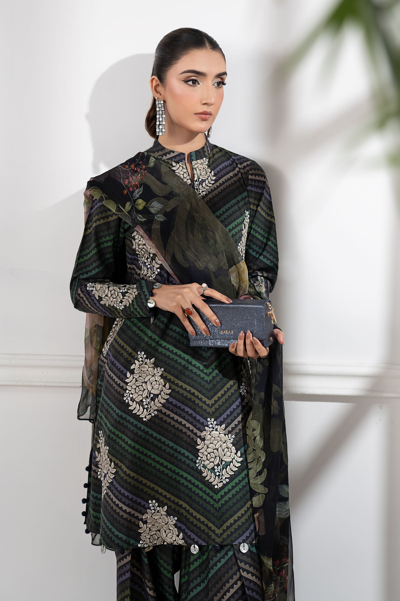 https://cdn.shopify.com/s/files/1/0620/8788/9062/files/D-5ACloseup_D_84a9276f-0514-4c73-8c49-03faa923ea79.jpg?v=1760533849