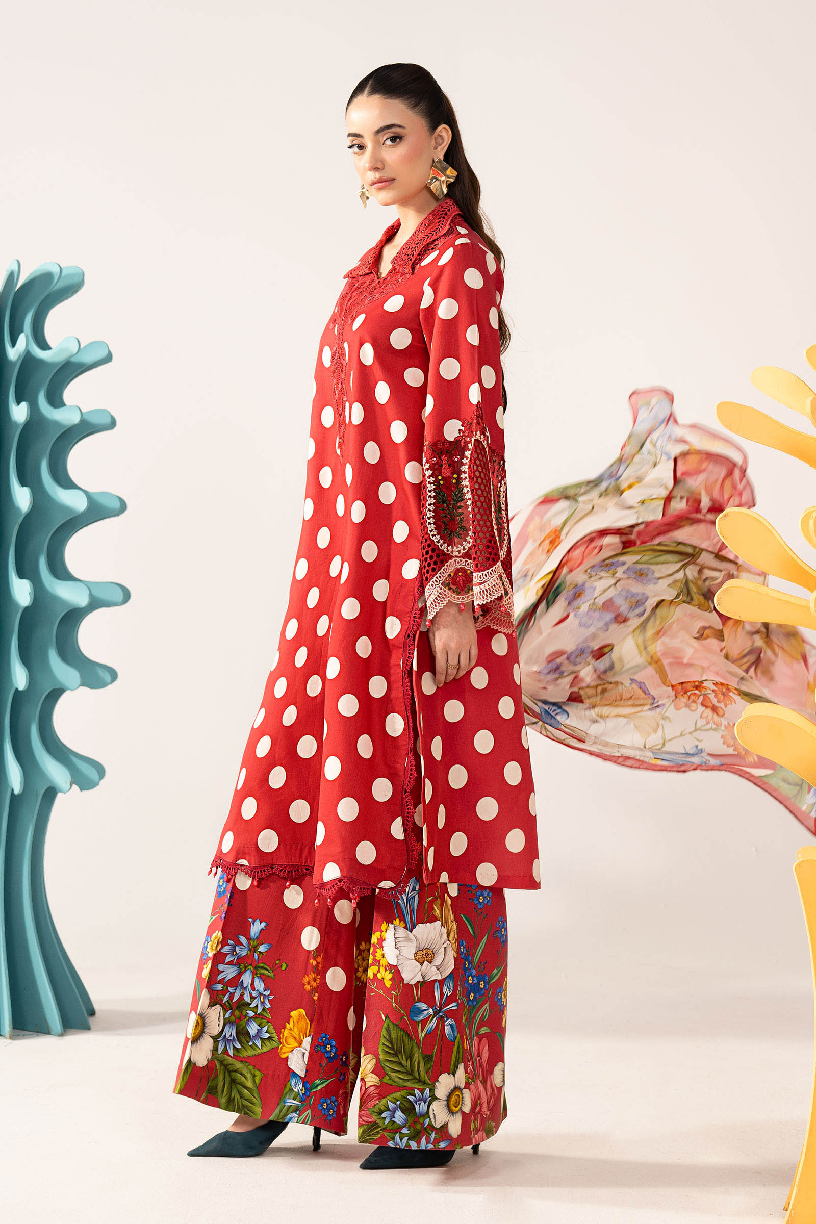 3 Piece Embroidered Lawn Suit