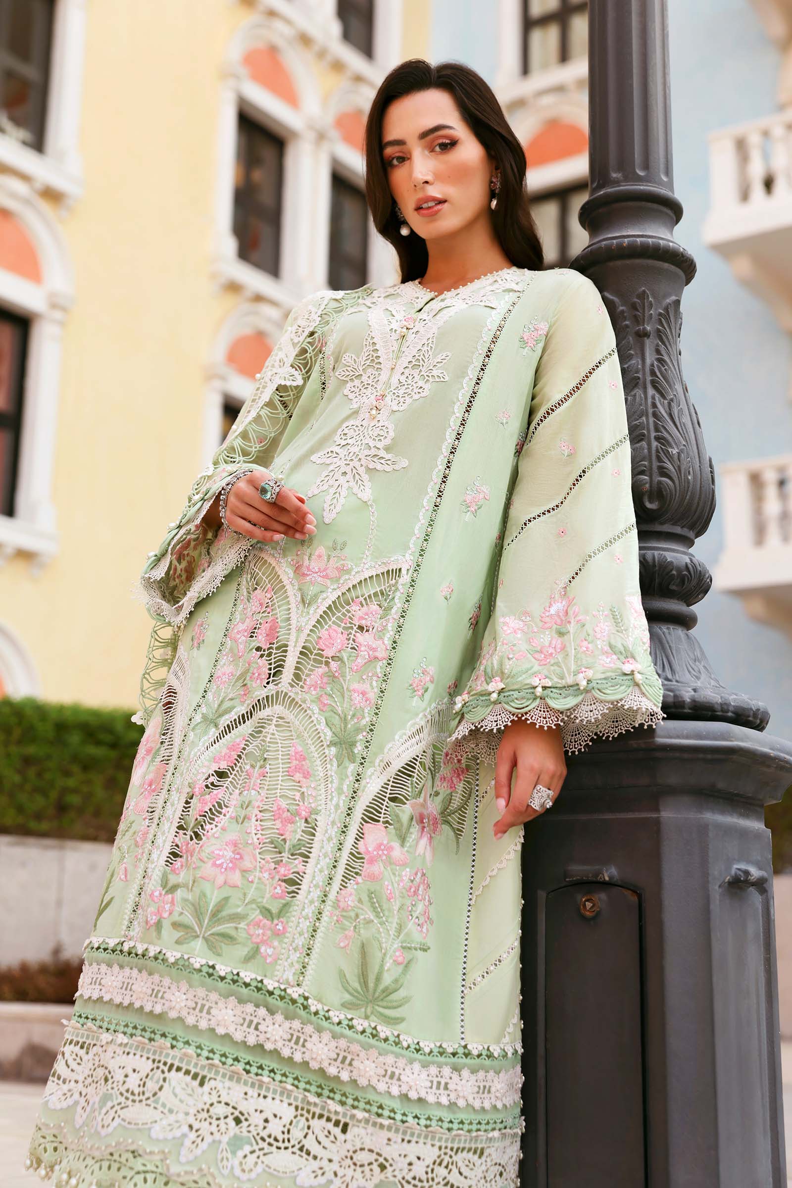 Maria B – D-2611-A Style
