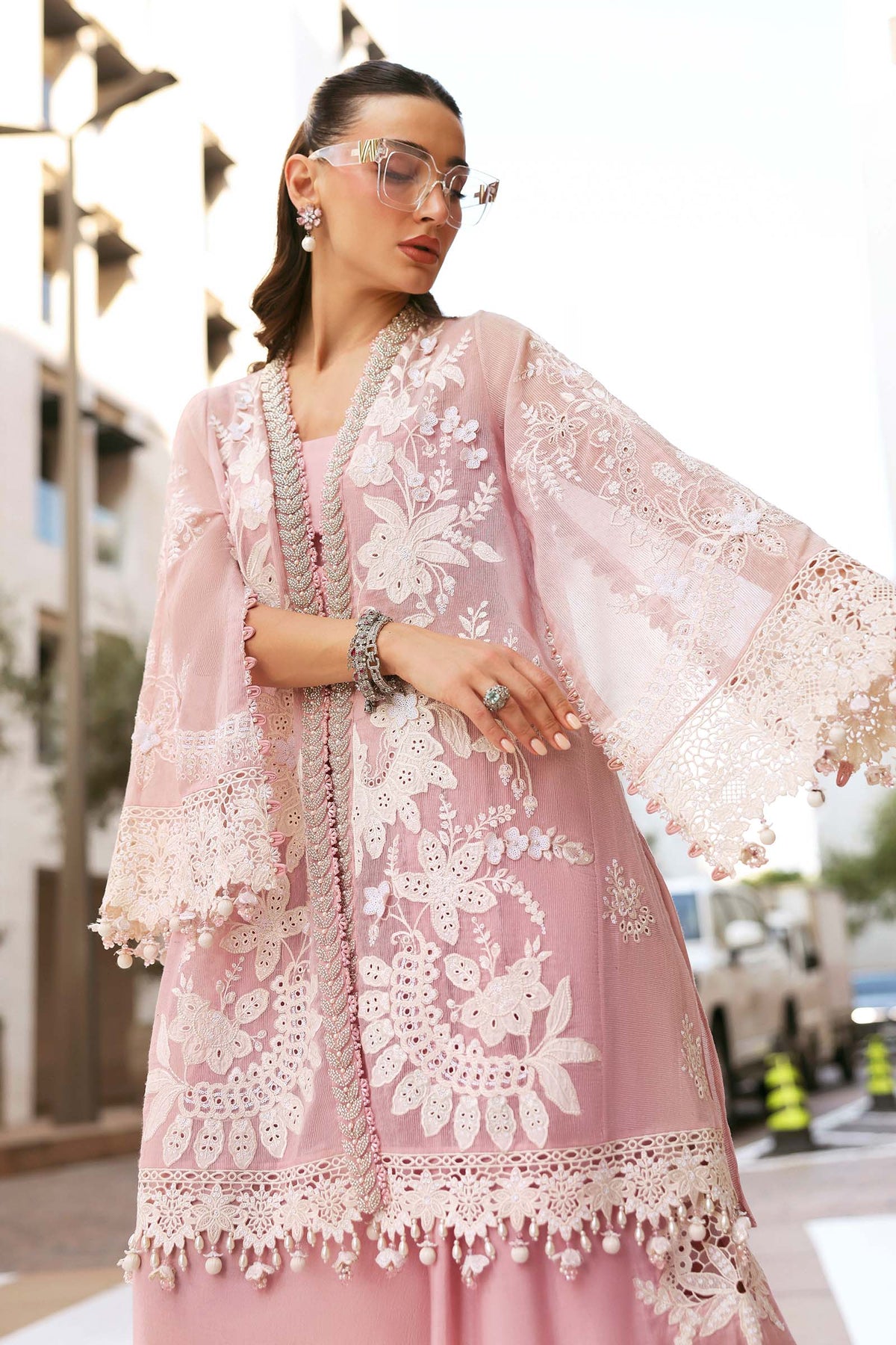 3 Piece Unstitched Embroidered Lawn Karandi Suit
