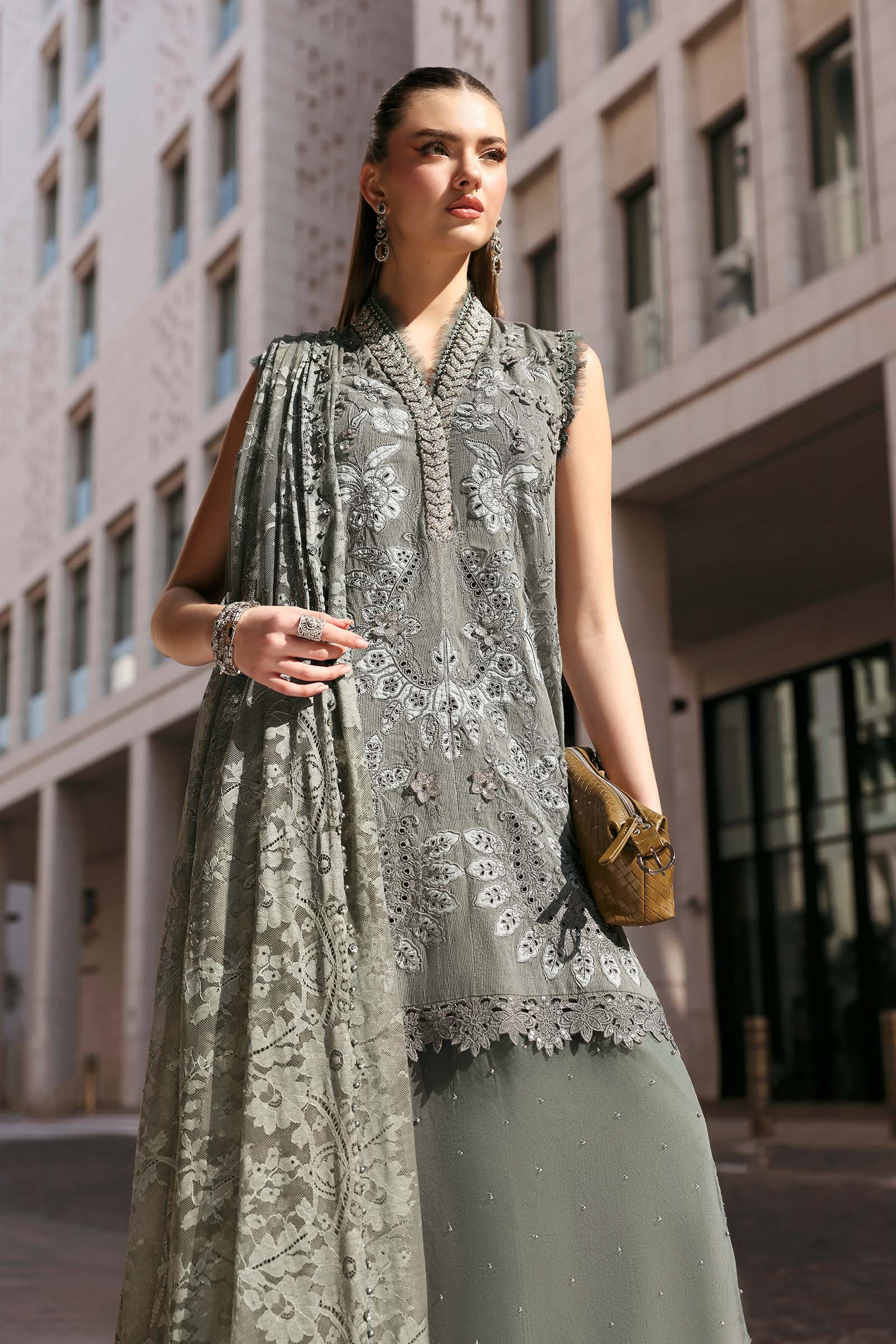 Maria B – D-2603-B Style