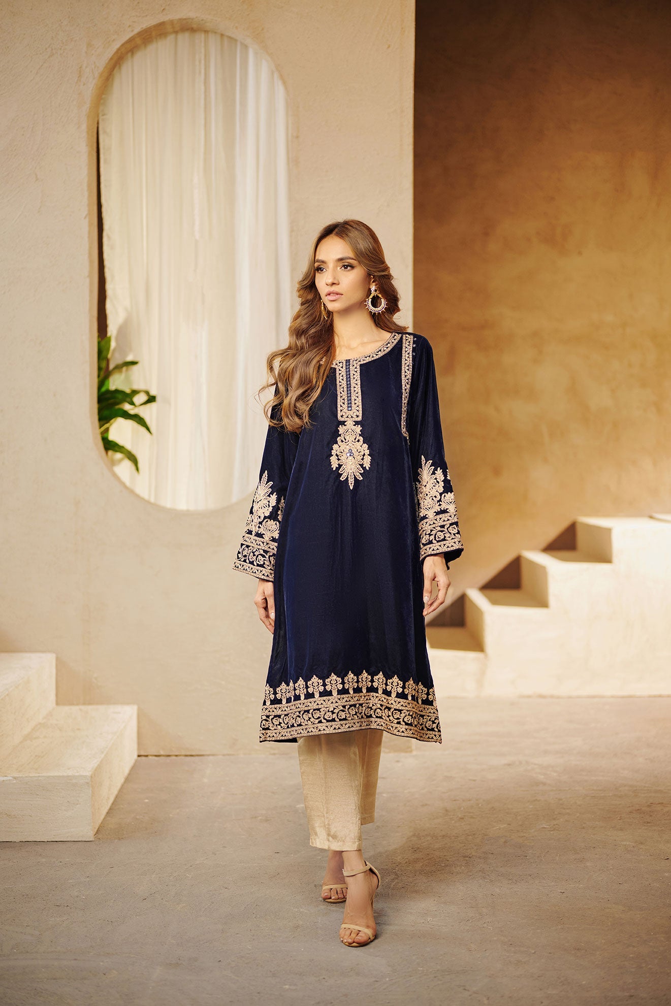 https://cdn.shopify.com/s/files/1/0587/3080/7460/products/DA-1543-_2.jpg?v=1736415644