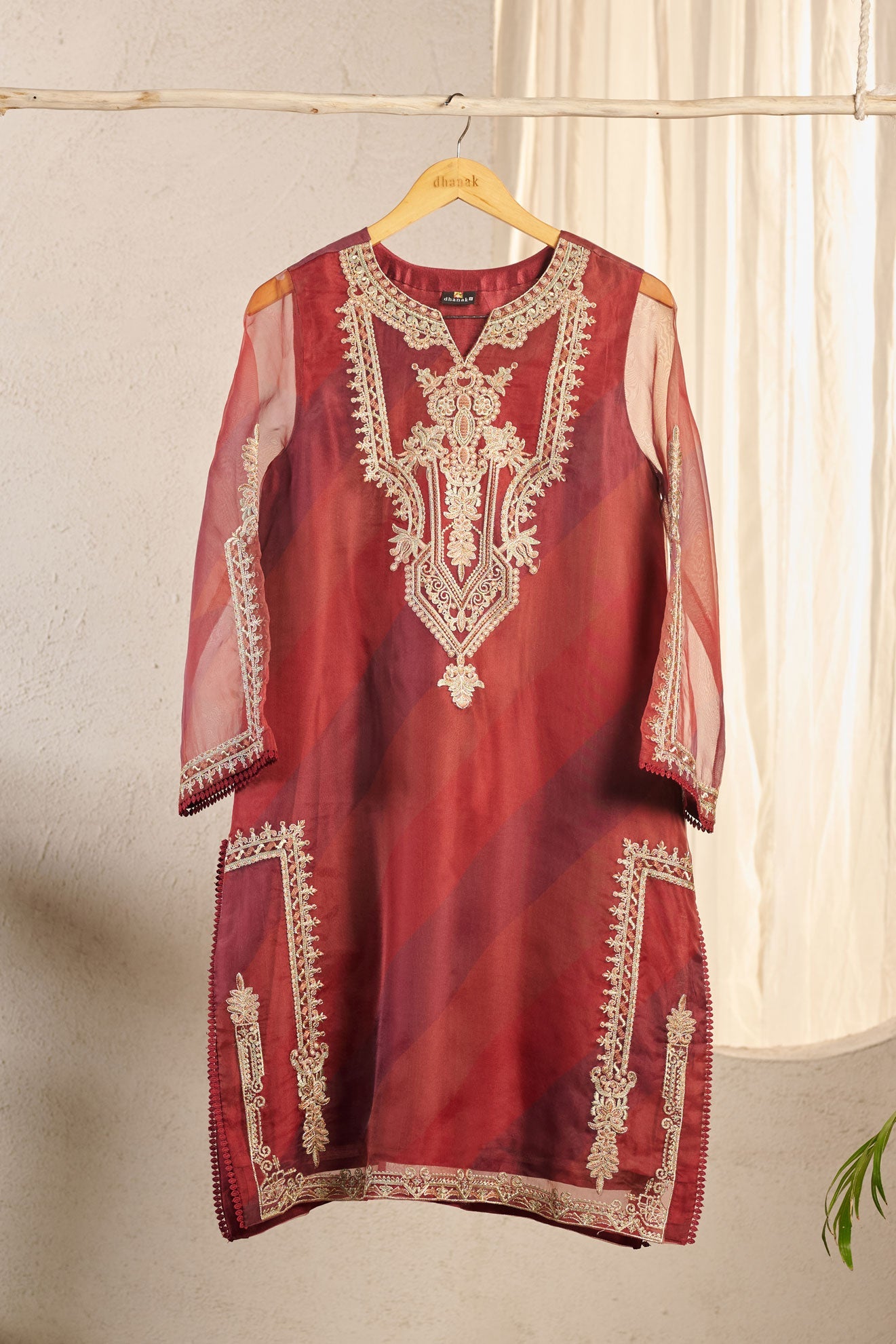 https://cdn.shopify.com/s/files/1/0587/3080/7460/products/DA-2001-_2.jpg?v=1736415585