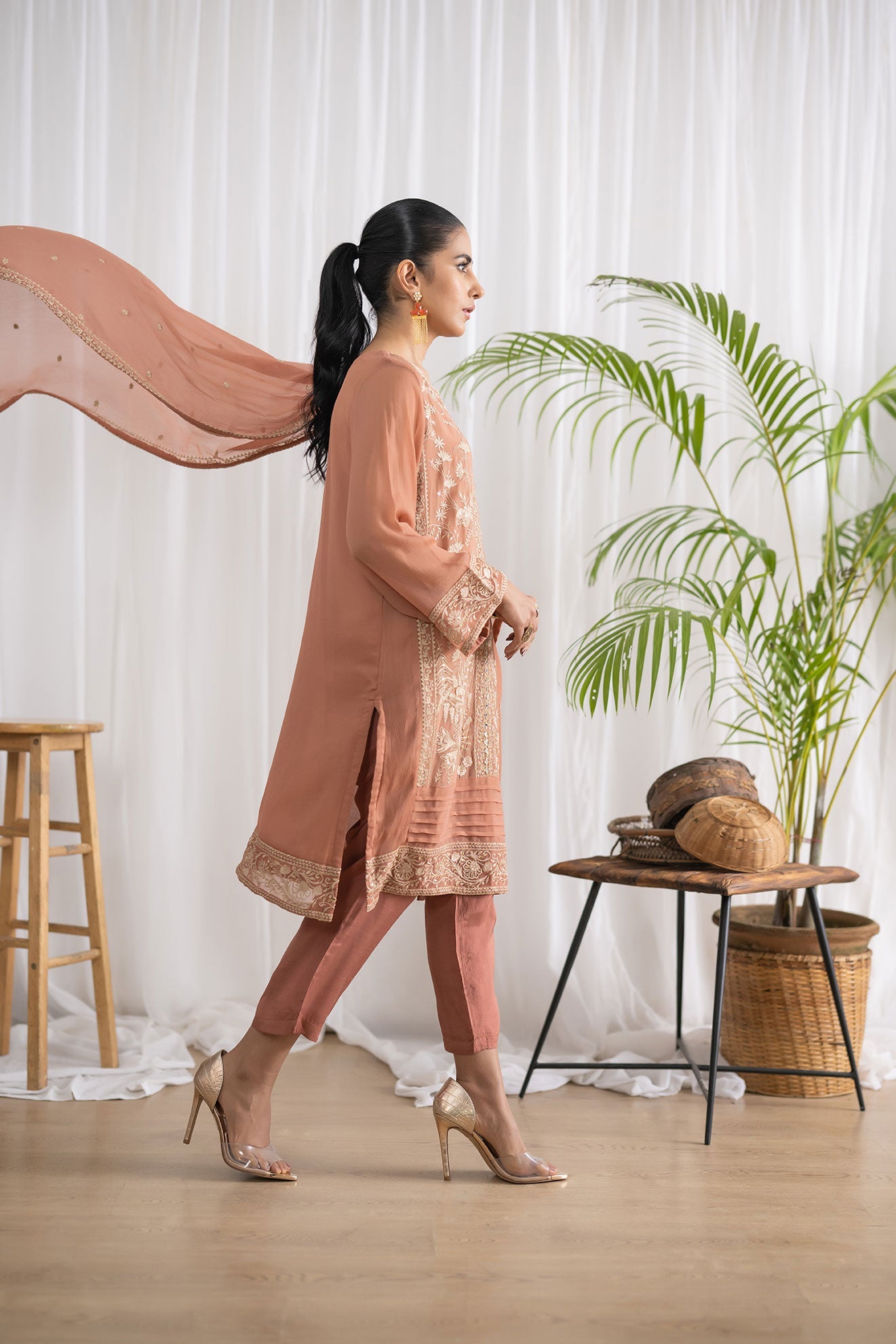https://cdn.shopify.com/s/files/1/0587/3080/7460/products/DA-2046_3.jpg?v=1736415322