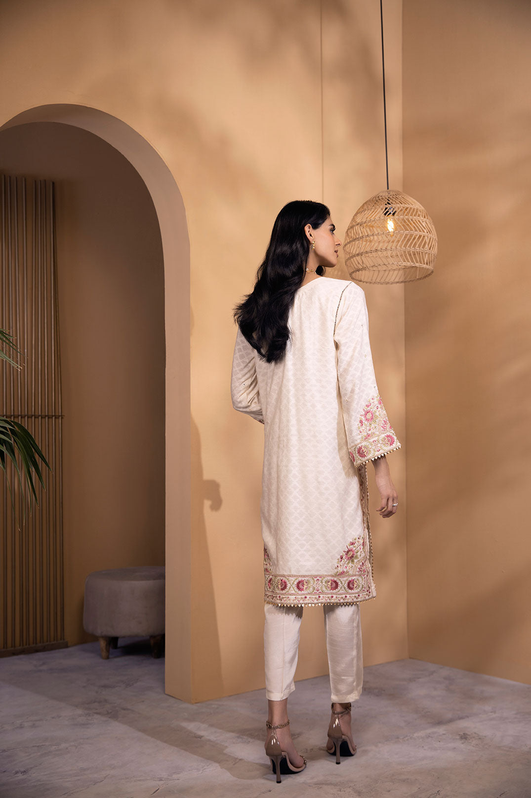 Dhanak.com.pk,